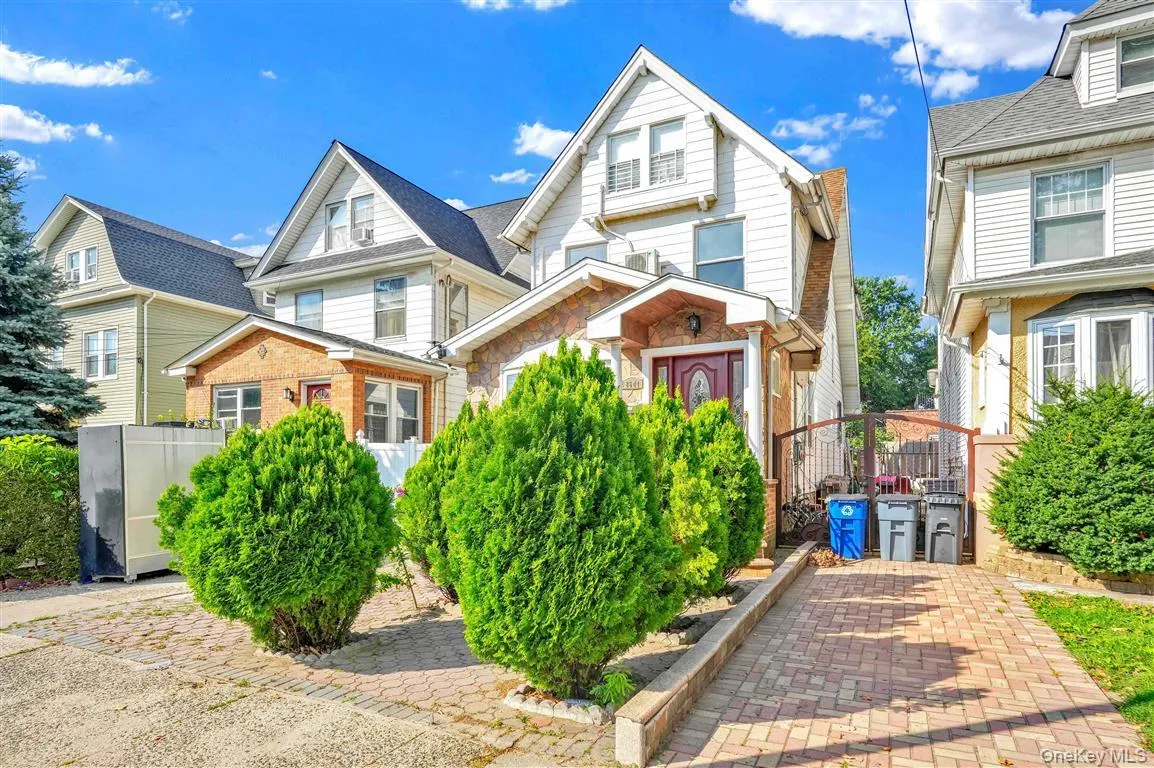 86-44 104th Street, New York, NY, 6 Bedrooms Bedrooms, 9 Rooms Rooms,2 BathroomsBathrooms,Residential,For Rent,104th,0,1049339 86-44 104th Street, New York, NY, 6 Bedrooms Bedrooms, 9 Rooms Rooms,2 BathroomsBathrooms,Residential,For Rent,104th,0,1049339