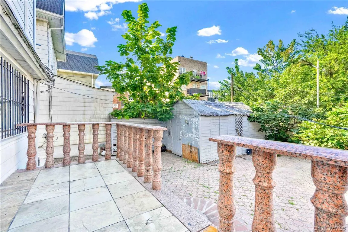 86-44 104th Street, New York, NY, 6 Bedrooms Bedrooms, 9 Rooms Rooms,2 BathroomsBathrooms,Residential,For Rent,104th,0,1049339 86-44 104th Street, New York, NY, 6 Bedrooms Bedrooms, 9 Rooms Rooms,2 BathroomsBathrooms,Residential,For Rent,104th,0,1049339