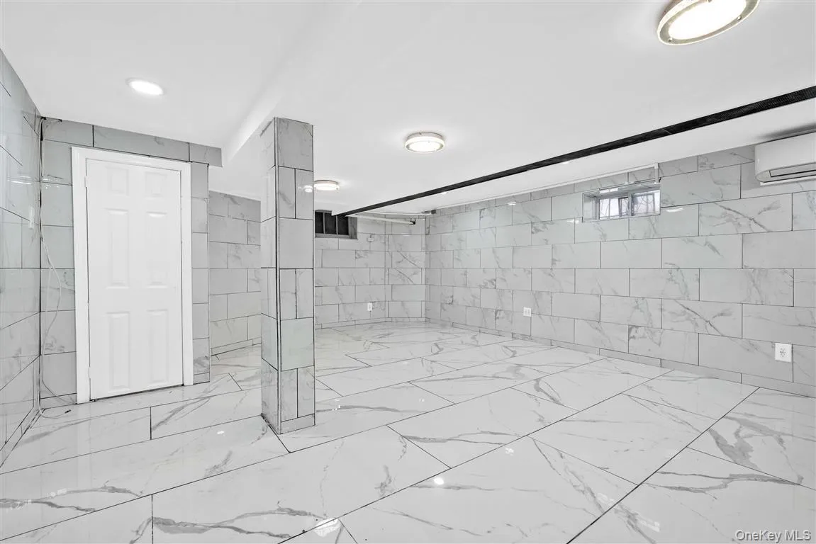 86-44 104th Street, New York, NY, 6 Bedrooms Bedrooms, 9 Rooms Rooms,2 BathroomsBathrooms,Residential,For Rent,104th,0,1049339 86-44 104th Street, New York, NY, 6 Bedrooms Bedrooms, 9 Rooms Rooms,2 BathroomsBathrooms,Residential,For Rent,104th,0,1049339