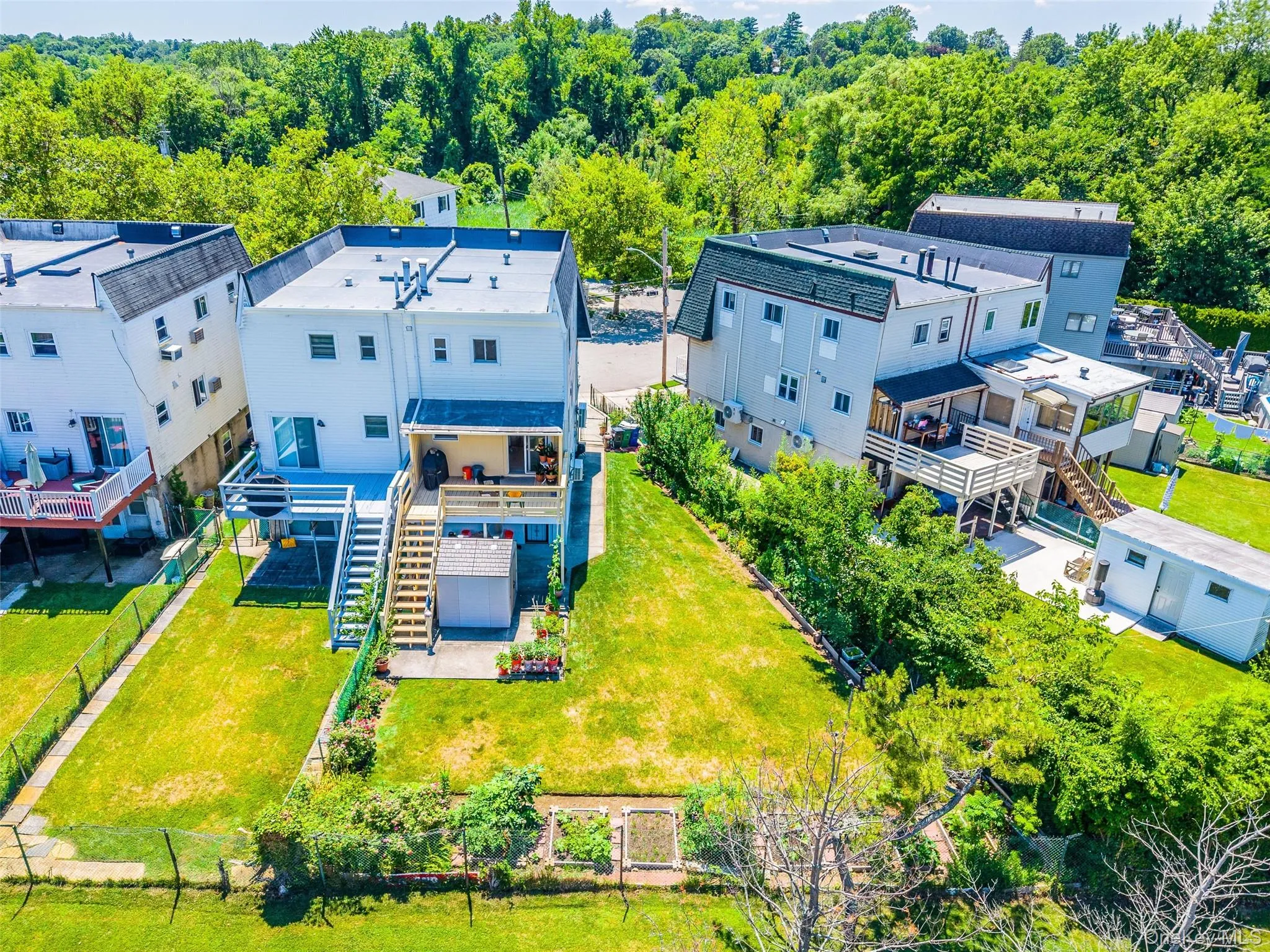 3309 255th Street, New York, NY, 4 Bedrooms Bedrooms, 9 Rooms Rooms,2 BathroomsBathrooms,Residential,For Rent,255th,0,1049342 3309 255th Street, New York, NY, 4 Bedrooms Bedrooms, 9 Rooms Rooms,2 BathroomsBathrooms,Residential,For Rent,255th,0,1049342
