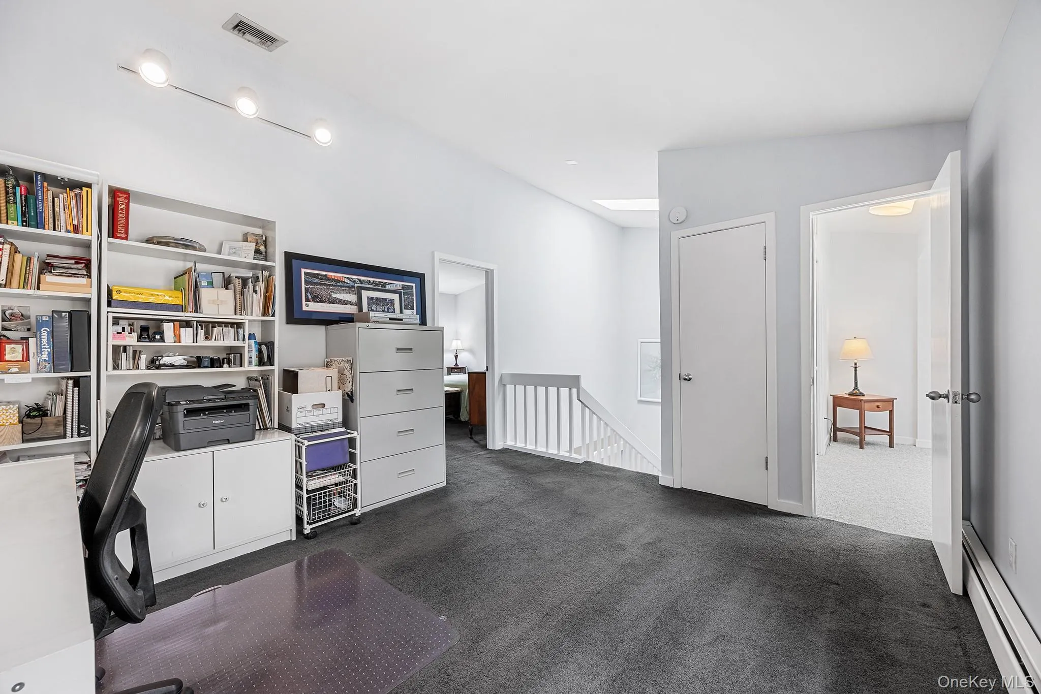 Loft-mezzanine with full bathroom. Loft-mezzanine with full bathroom.