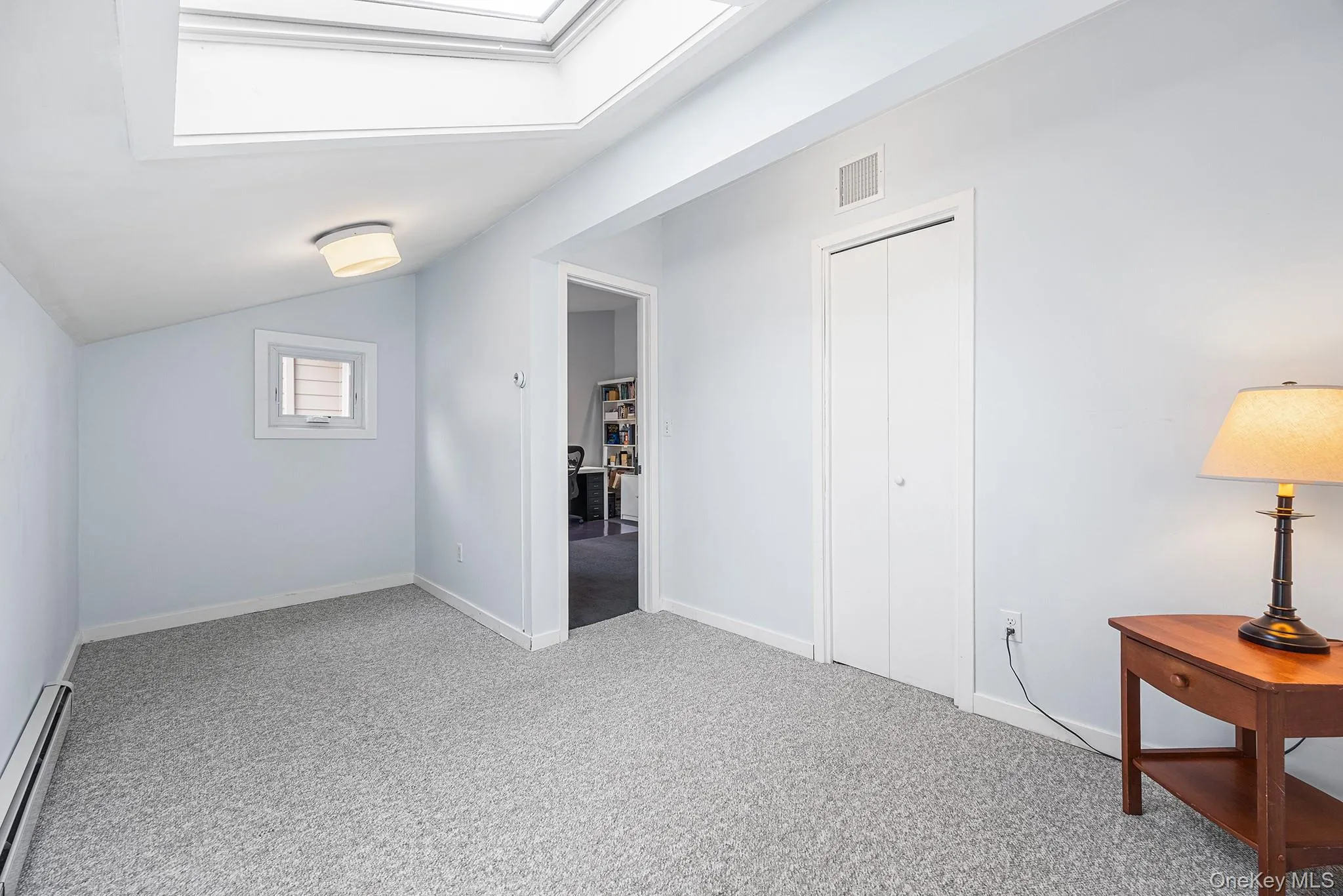 Bonus room (2nd bedroom, office, den). Bonus room (2nd bedroom, office, den).