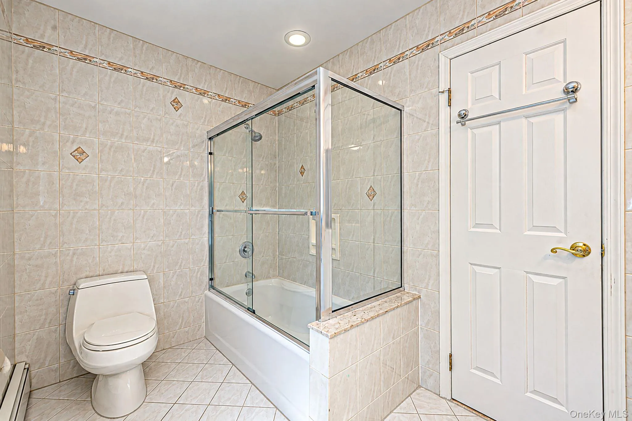 30 Damin Circle, Smithtown, NY, 4 Bedrooms Bedrooms, 9 Rooms Rooms,2 BathroomsBathrooms,Residential,For Rent,Damin,0,1049354 30 Damin Circle, Smithtown, NY, 4 Bedrooms Bedrooms, 9 Rooms Rooms,2 BathroomsBathrooms,Residential,For Rent,Damin,0,1049354