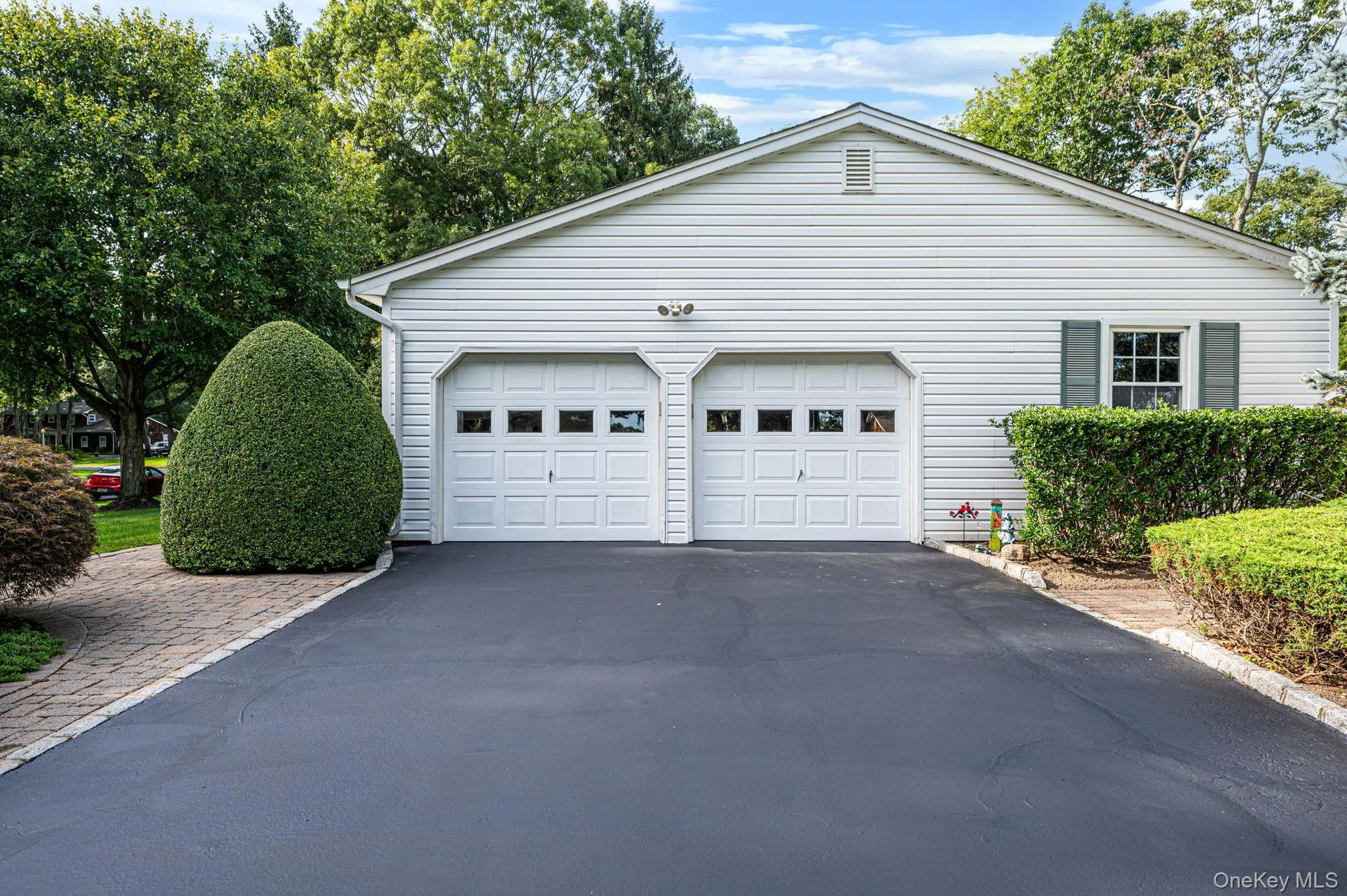 30 Damin Circle, Smithtown, NY, 4 Bedrooms Bedrooms, 9 Rooms Rooms,2 BathroomsBathrooms,Residential,For Rent,Damin,0,1049354 30 Damin Circle, Smithtown, NY, 4 Bedrooms Bedrooms, 9 Rooms Rooms,2 BathroomsBathrooms,Residential,For Rent,Damin,0,1049354