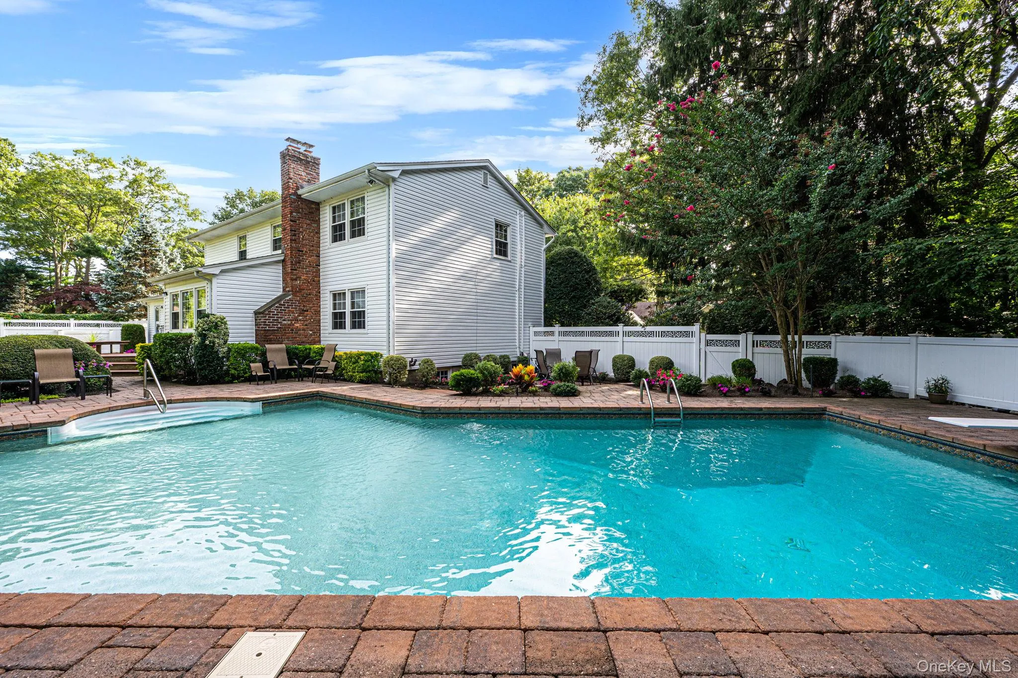 30 Damin Circle, Smithtown, NY, 4 Bedrooms Bedrooms, 9 Rooms Rooms,2 BathroomsBathrooms,Residential,For Rent,Damin,0,1049354 30 Damin Circle, Smithtown, NY, 4 Bedrooms Bedrooms, 9 Rooms Rooms,2 BathroomsBathrooms,Residential,For Rent,Damin,0,1049354