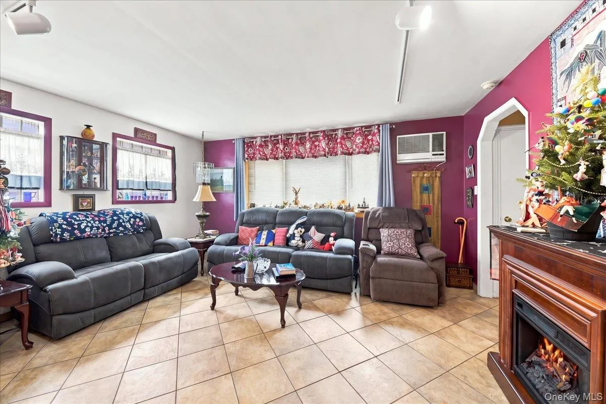 Spacious open living room Spacious open living room