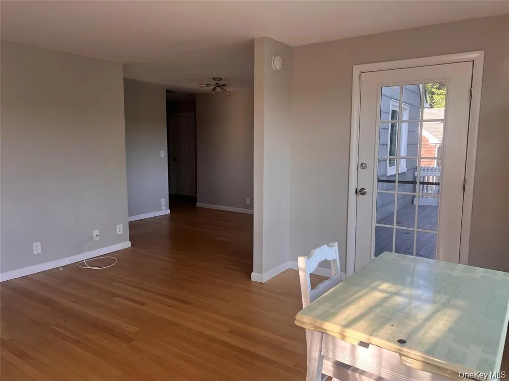 1375 West Main Street, Riverhead, NY, 2 Bedrooms Bedrooms, 7 Rooms Rooms,2 BathroomsBathrooms,Residential Lease,For Rent,West Main,0,1049361 1375 West Main Street, Riverhead, NY, 2 Bedrooms Bedrooms, 7 Rooms Rooms,2 BathroomsBathrooms,Residential Lease,For Rent,West Main,0,1049361