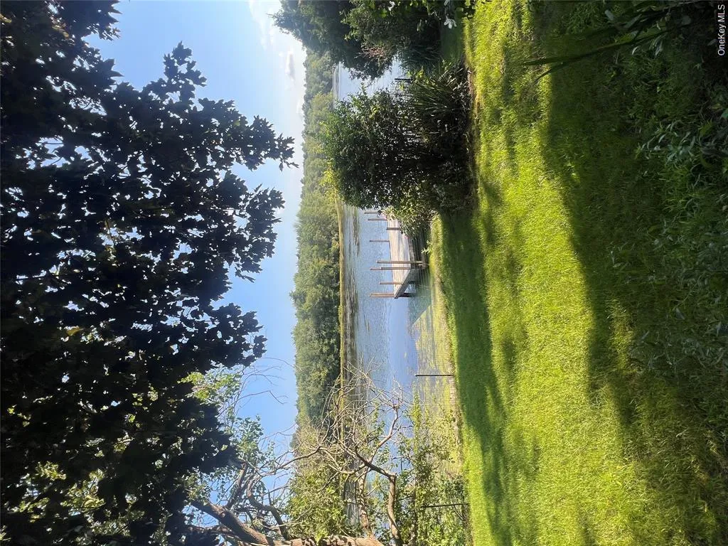 1375 West Main Street, Riverhead, NY, 2 Bedroom Bedrooms, 7 Room Rooms,2 BathroomBathrooms,Residential Lease,For Rent,West Main,0,1049361 1375 West Main Street, Riverhead, NY, 2 Bedroom Bedrooms, 7 Room Rooms,2 BathroomBathrooms,Residential Lease,For Rent,West Main,0,1049361