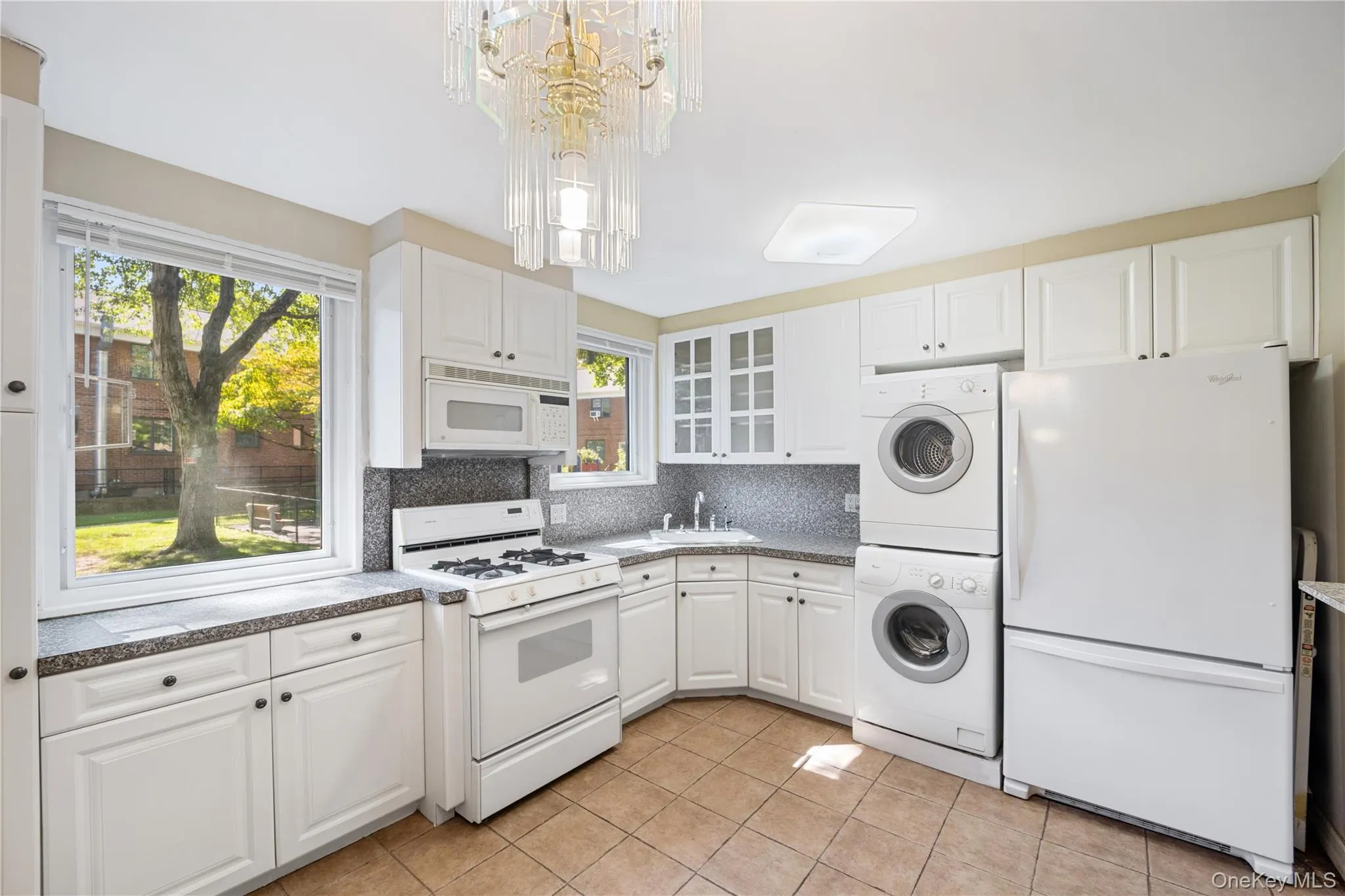 218-10 67th Avenue, New York, NY, 2 Bedrooms Bedrooms, 4 Rooms Rooms,1 BathroomBathrooms,Residential,For Rent,67th,0,1049364 218-10 67th Avenue, New York, NY, 2 Bedrooms Bedrooms, 4 Rooms Rooms,1 BathroomBathrooms,Residential,For Rent,67th,0,1049364