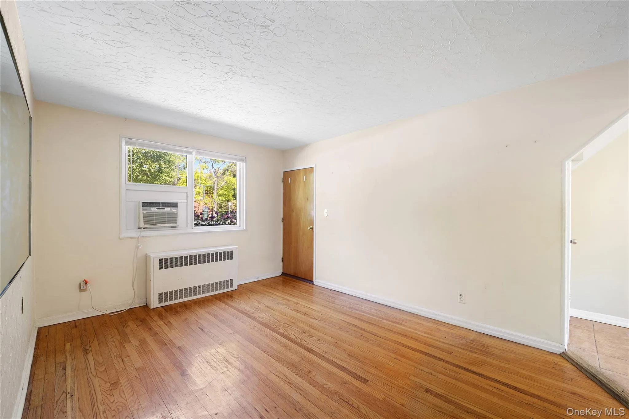218-10 67th Avenue, New York, NY, 2 Bedrooms Bedrooms, 4 Rooms Rooms,1 BathroomBathrooms,Residential,For Rent,67th,0,1049364 218-10 67th Avenue, New York, NY, 2 Bedrooms Bedrooms, 4 Rooms Rooms,1 BathroomBathrooms,Residential,For Rent,67th,0,1049364