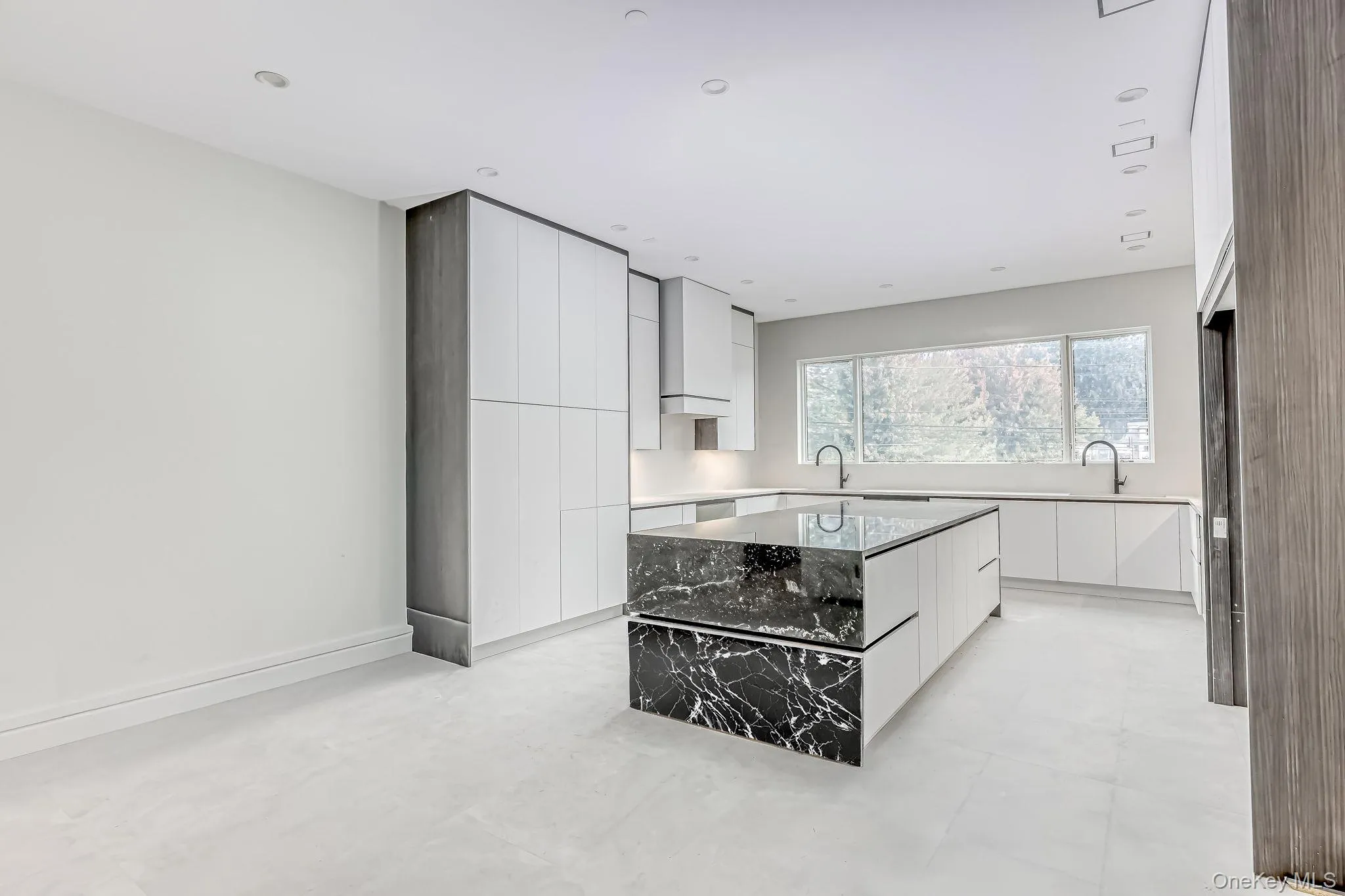 2 Roberts Road, Ramapo, NY, 8 Bedrooms Bedrooms, 30 Rooms Rooms,6 BathroomsBathrooms,Residential,For Rent,Roberts,0,1049366 2 Roberts Road, Ramapo, NY, 8 Bedrooms Bedrooms, 30 Rooms Rooms,6 BathroomsBathrooms,Residential,For Rent,Roberts,0,1049366