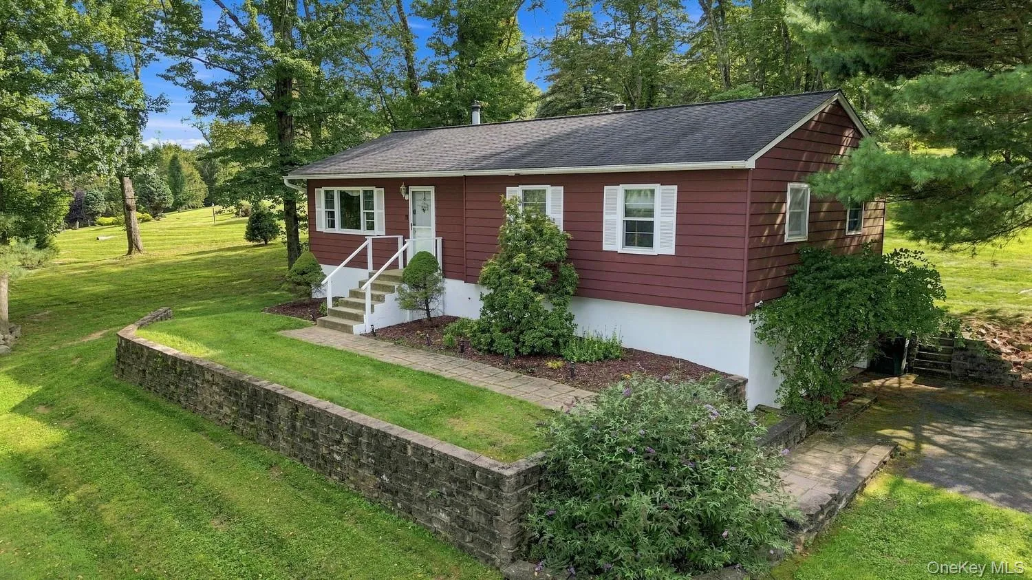 431 Newport Bridge Road, Warwick (town), NY, 3 Bedrooms Bedrooms, 5 Rooms Rooms,1 BathroomBathrooms,Residential,For Rent,Newport Bridge,0,1049369 431 Newport Bridge Road, Warwick (town), NY, 3 Bedrooms Bedrooms, 5 Rooms Rooms,1 BathroomBathrooms,Residential,For Rent,Newport Bridge,0,1049369