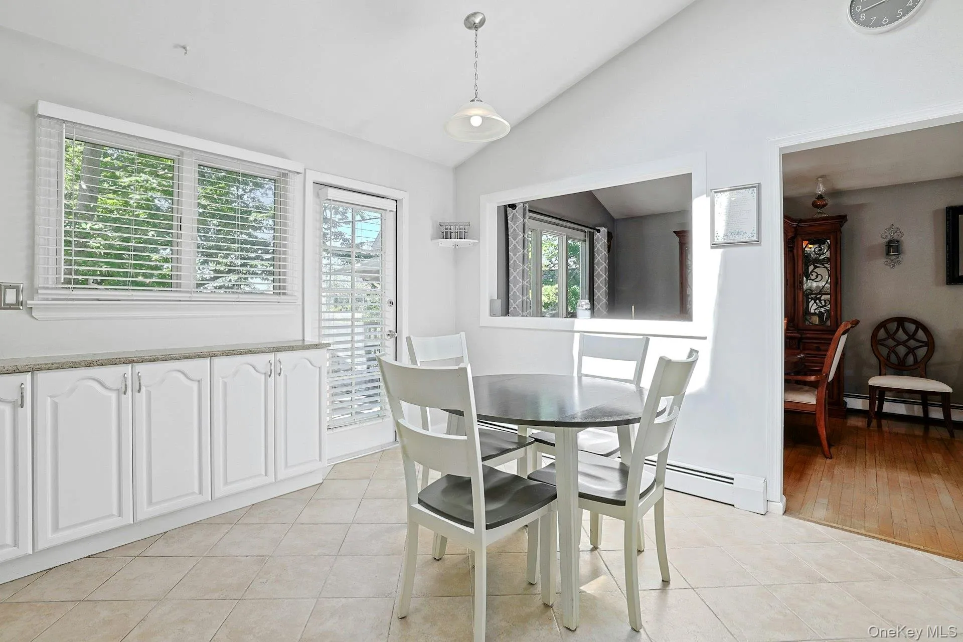 44 Massachusetts Avenue, Clarkstown, NY, 3 Bedrooms Bedrooms, 7 Rooms Rooms,2 BathroomsBathrooms,Residential,For Rent,Massachusetts,0,1049370 44 Massachusetts Avenue, Clarkstown, NY, 3 Bedrooms Bedrooms, 7 Rooms Rooms,2 BathroomsBathrooms,Residential,For Rent,Massachusetts,0,1049370
