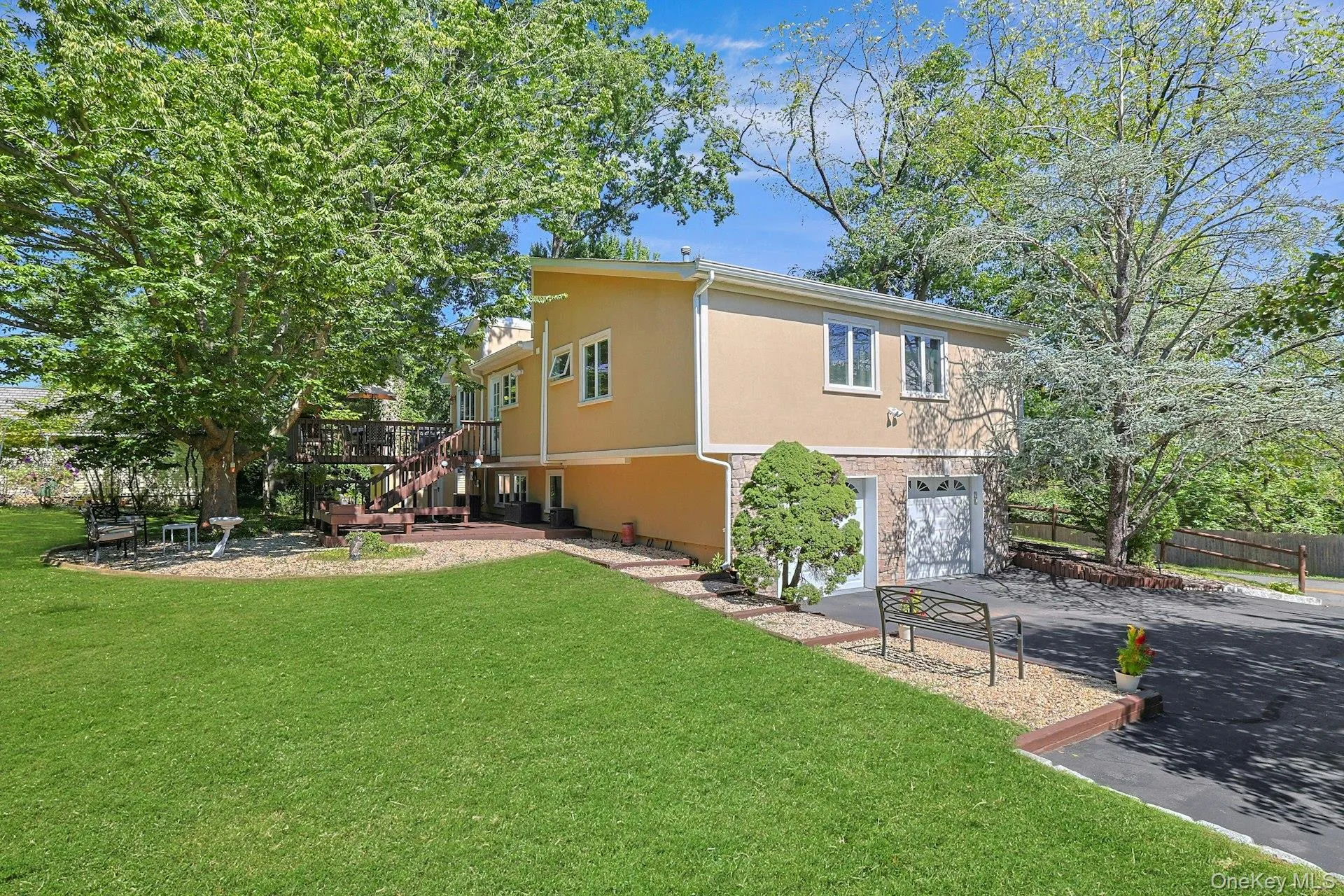 44 Massachusetts Avenue, Clarkstown, NY, 3 Bedrooms Bedrooms, 7 Rooms Rooms,2 BathroomsBathrooms,Residential,For Rent,Massachusetts,0,1049370 44 Massachusetts Avenue, Clarkstown, NY, 3 Bedrooms Bedrooms, 7 Rooms Rooms,2 BathroomsBathrooms,Residential,For Rent,Massachusetts,0,1049370