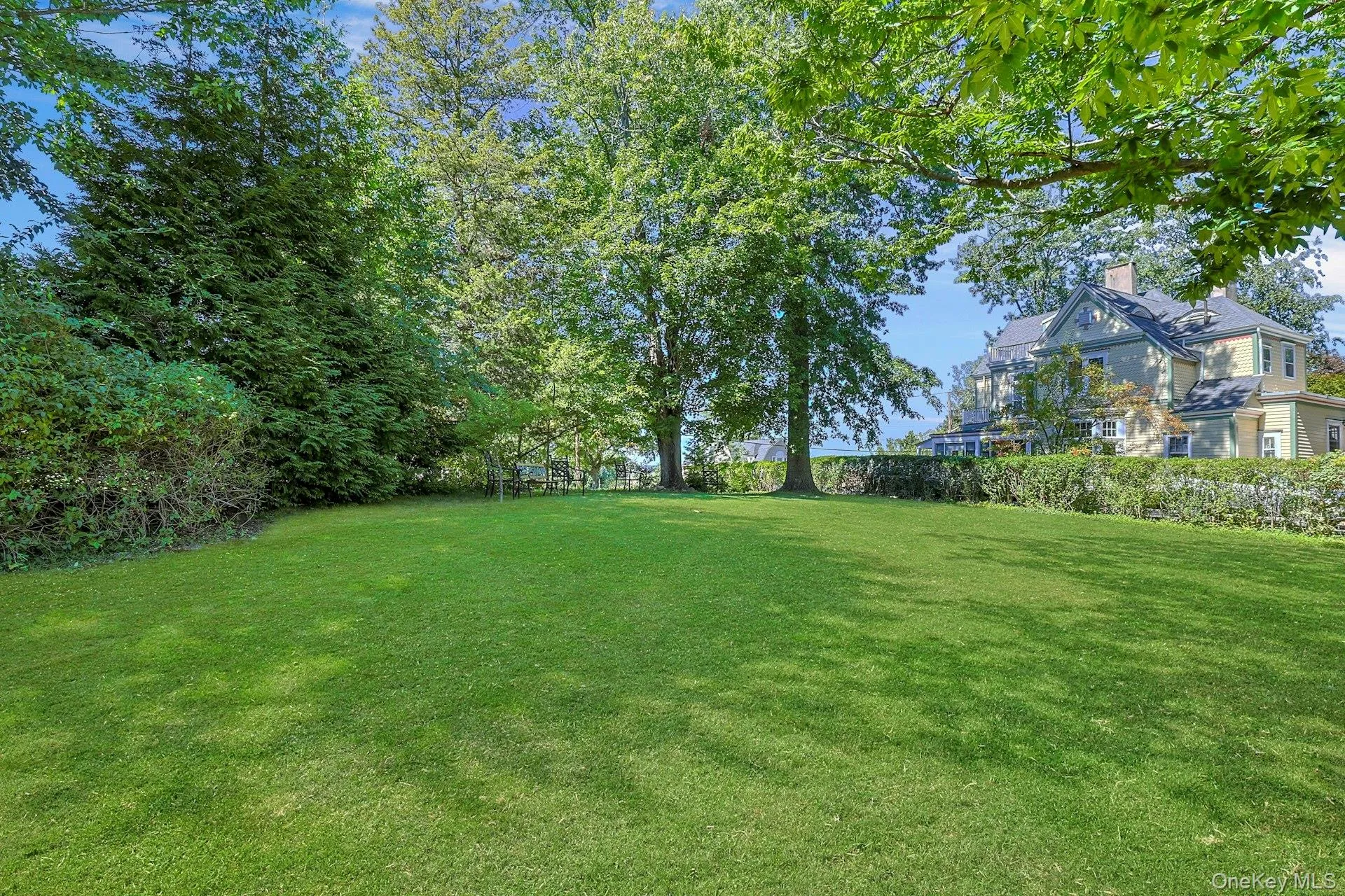 44 Massachusetts Avenue, Clarkstown, NY, 3 Bedrooms Bedrooms, 7 Rooms Rooms,2 BathroomsBathrooms,Residential,For Rent,Massachusetts,0,1049370 44 Massachusetts Avenue, Clarkstown, NY, 3 Bedrooms Bedrooms, 7 Rooms Rooms,2 BathroomsBathrooms,Residential,For Rent,Massachusetts,0,1049370