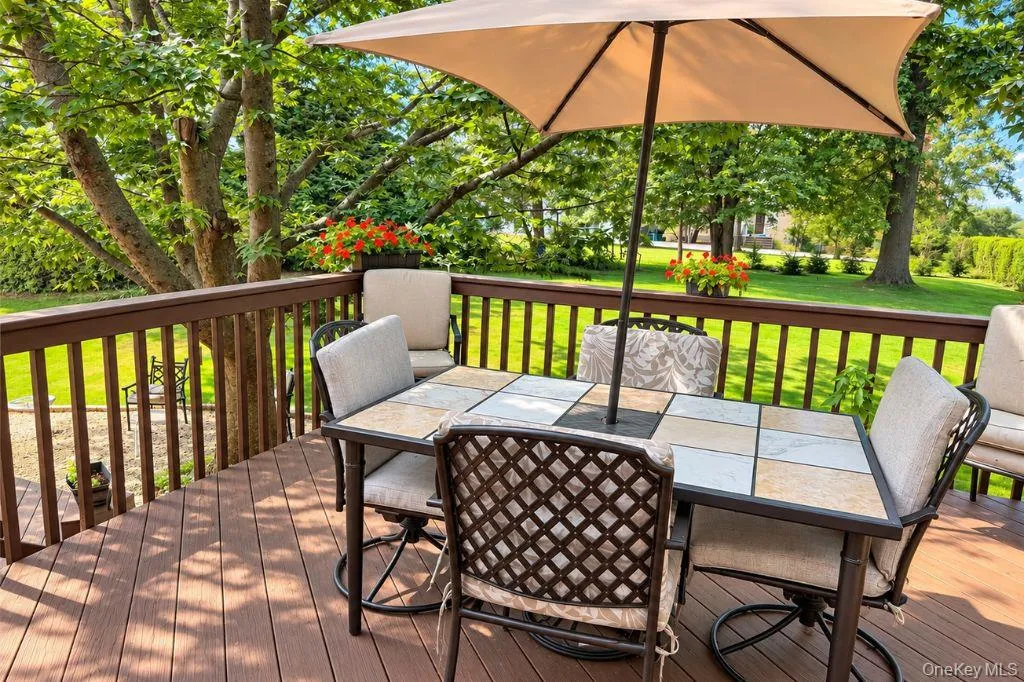 44 Massachusetts Avenue, Clarkstown, NY, 3 Bedrooms Bedrooms, 7 Rooms Rooms,2 BathroomsBathrooms,Residential,For Rent,Massachusetts,0,1049370 44 Massachusetts Avenue, Clarkstown, NY, 3 Bedrooms Bedrooms, 7 Rooms Rooms,2 BathroomsBathrooms,Residential,For Rent,Massachusetts,0,1049370