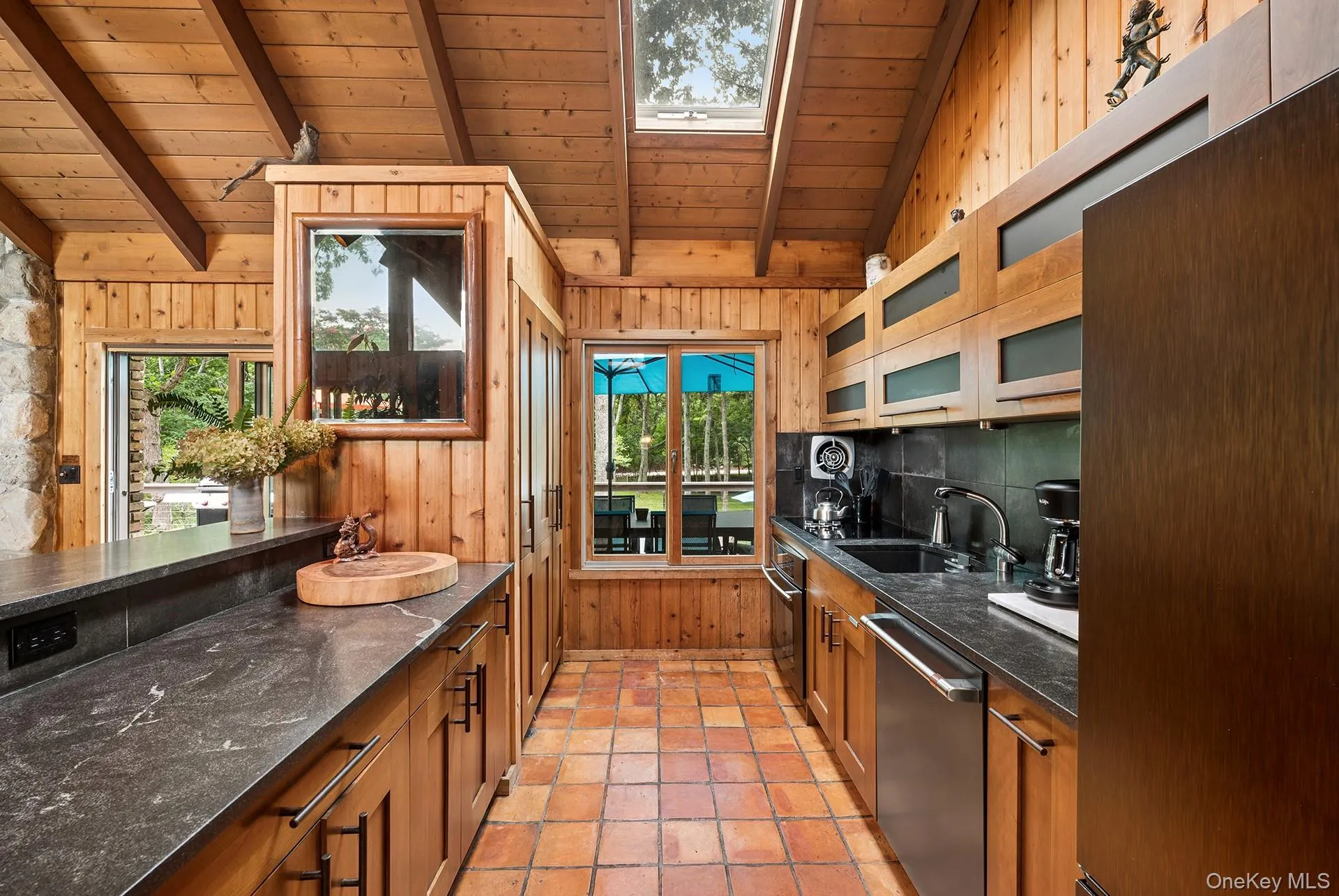 130 Laurel Drive, East Hampton, NY, 4 Bedrooms Bedrooms, 7 Rooms Rooms,3 BathroomsBathrooms,Residential,For Rent,Laurel,0,1049371 130 Laurel Drive, East Hampton, NY, 4 Bedrooms Bedrooms, 7 Rooms Rooms,3 BathroomsBathrooms,Residential,For Rent,Laurel,0,1049371