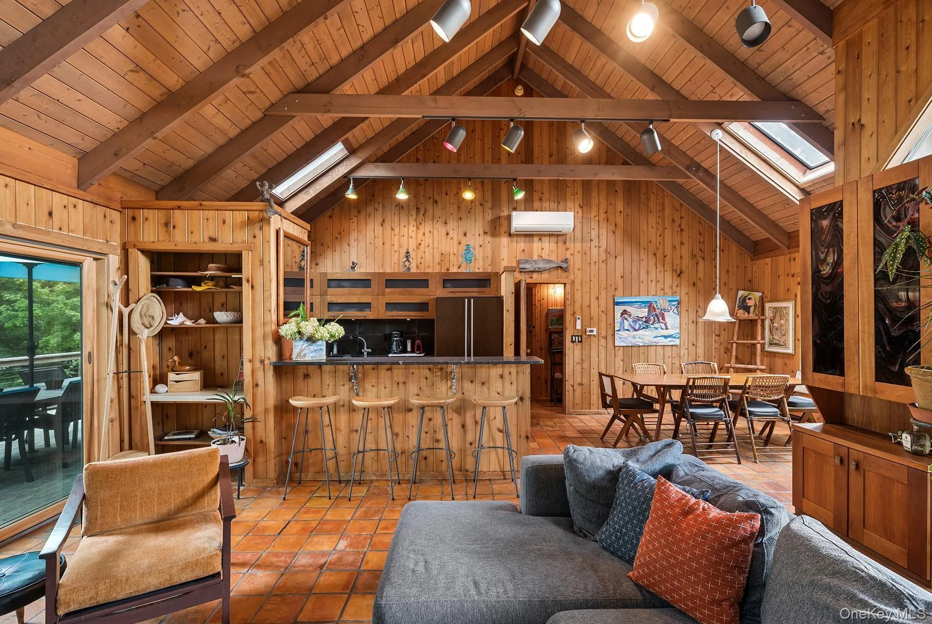 130 Laurel Drive, East Hampton, NY, 4 Bedrooms Bedrooms, 7 Rooms Rooms,3 BathroomsBathrooms,Residential,For Rent,Laurel,0,1049371 130 Laurel Drive, East Hampton, NY, 4 Bedrooms Bedrooms, 7 Rooms Rooms,3 BathroomsBathrooms,Residential,For Rent,Laurel,0,1049371