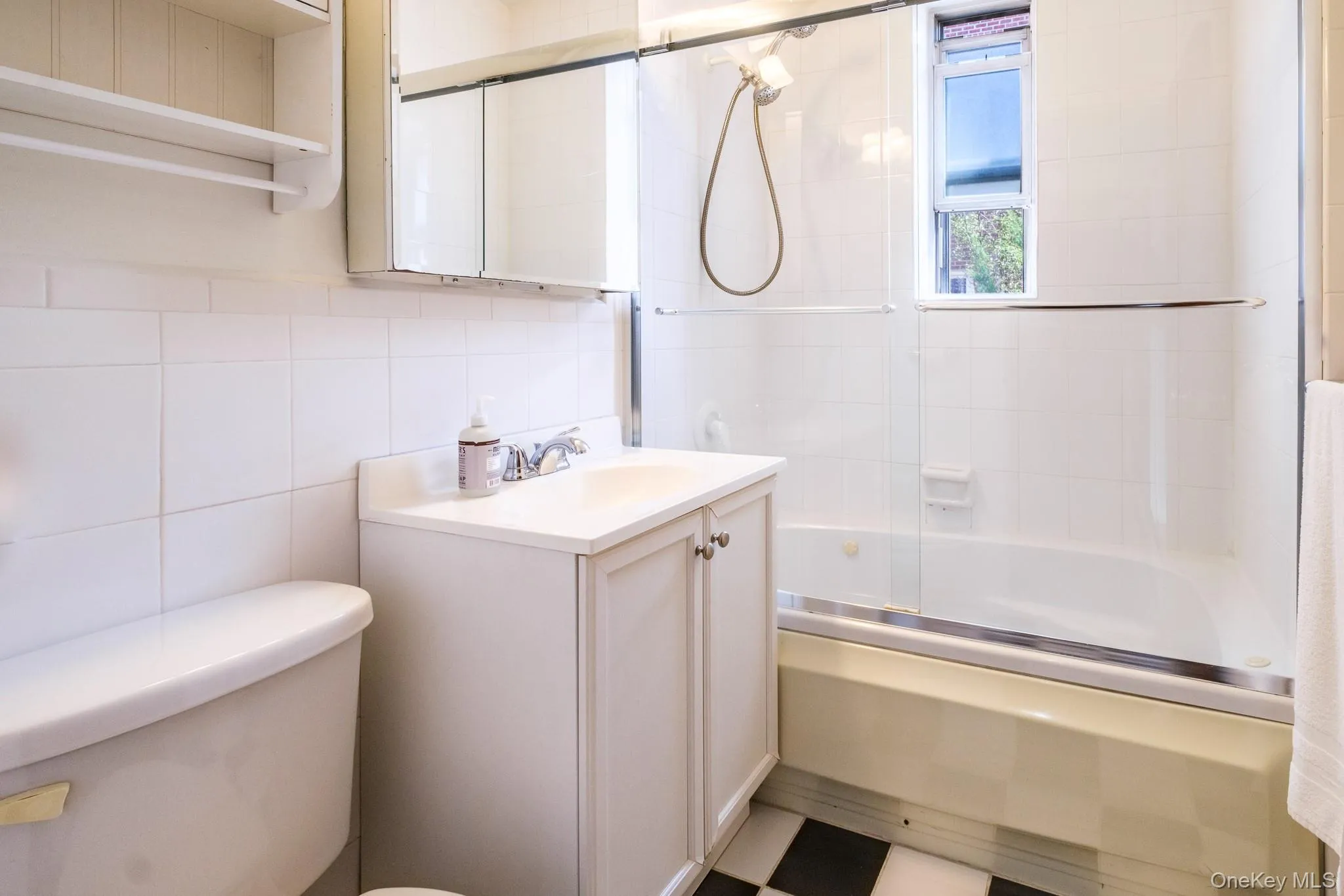 2 Overlook Road, White Plains, NY, 2 Rooms Rooms,1 BathroomBathrooms,Residential,For Rent,Overlook,0,1049373 2 Overlook Road, White Plains, NY, 2 Rooms Rooms,1 BathroomBathrooms,Residential,For Rent,Overlook,0,1049373