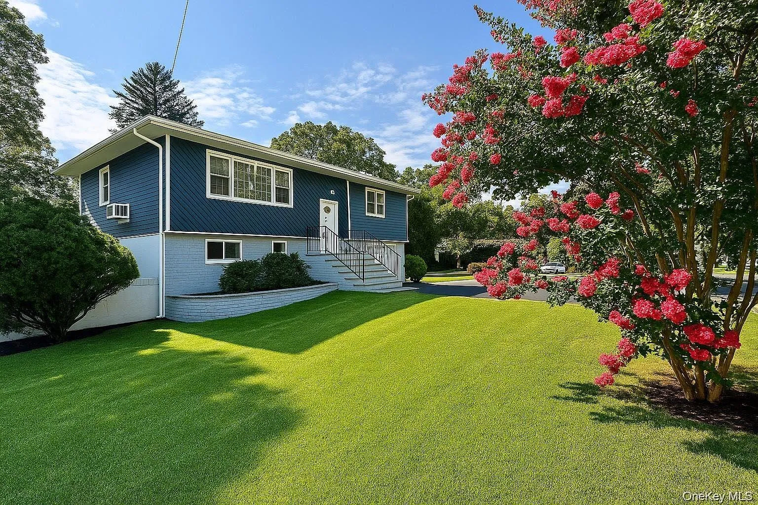 18 park Drive, Oyster Bay, NY, 5 Bedrooms Bedrooms, 12 Rooms Rooms,4 BathroomsBathrooms,Residential Lease,For Rent,park,0,1049374 18 park Drive, Oyster Bay, NY, 5 Bedrooms Bedrooms, 12 Rooms Rooms,4 BathroomsBathrooms,Residential Lease,For Rent,park,0,1049374