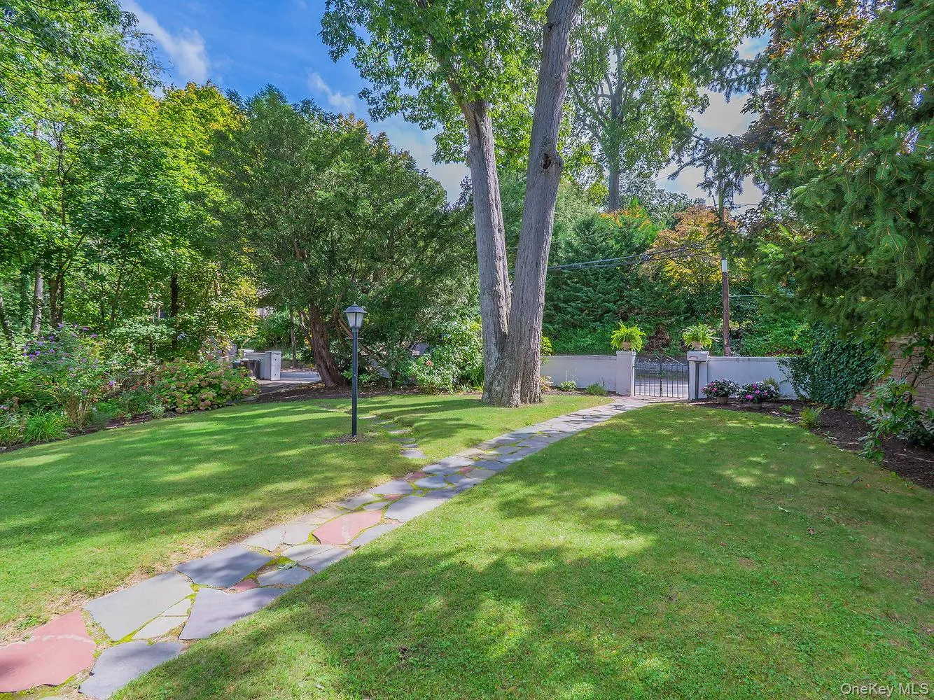 40 Prospect Avenue, Oyster Bay, NY, 4 Bedrooms Bedrooms, 9 Rooms Rooms,3 BathroomsBathrooms,Residential,For Rent,Prospect,0,1049376 40 Prospect Avenue, Oyster Bay, NY, 4 Bedrooms Bedrooms, 9 Rooms Rooms,3 BathroomsBathrooms,Residential,For Rent,Prospect,0,1049376