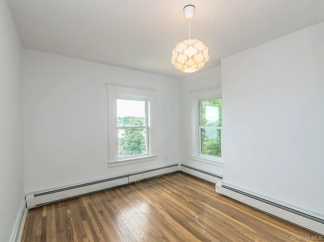 40 Prospect Avenue, Oyster Bay, NY, 4 Bedrooms Bedrooms, 9 Rooms Rooms,3 BathroomsBathrooms,Residential,For Rent,Prospect,0,1049376 40 Prospect Avenue, Oyster Bay, NY, 4 Bedrooms Bedrooms, 9 Rooms Rooms,3 BathroomsBathrooms,Residential,For Rent,Prospect,0,1049376