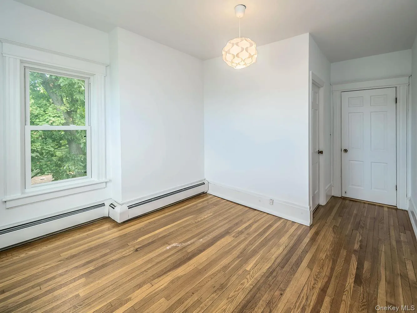 40 Prospect Avenue, Oyster Bay, NY, 4 Bedrooms Bedrooms, 9 Rooms Rooms,3 BathroomsBathrooms,Residential,For Rent,Prospect,0,1049376 40 Prospect Avenue, Oyster Bay, NY, 4 Bedrooms Bedrooms, 9 Rooms Rooms,3 BathroomsBathrooms,Residential,For Rent,Prospect,0,1049376