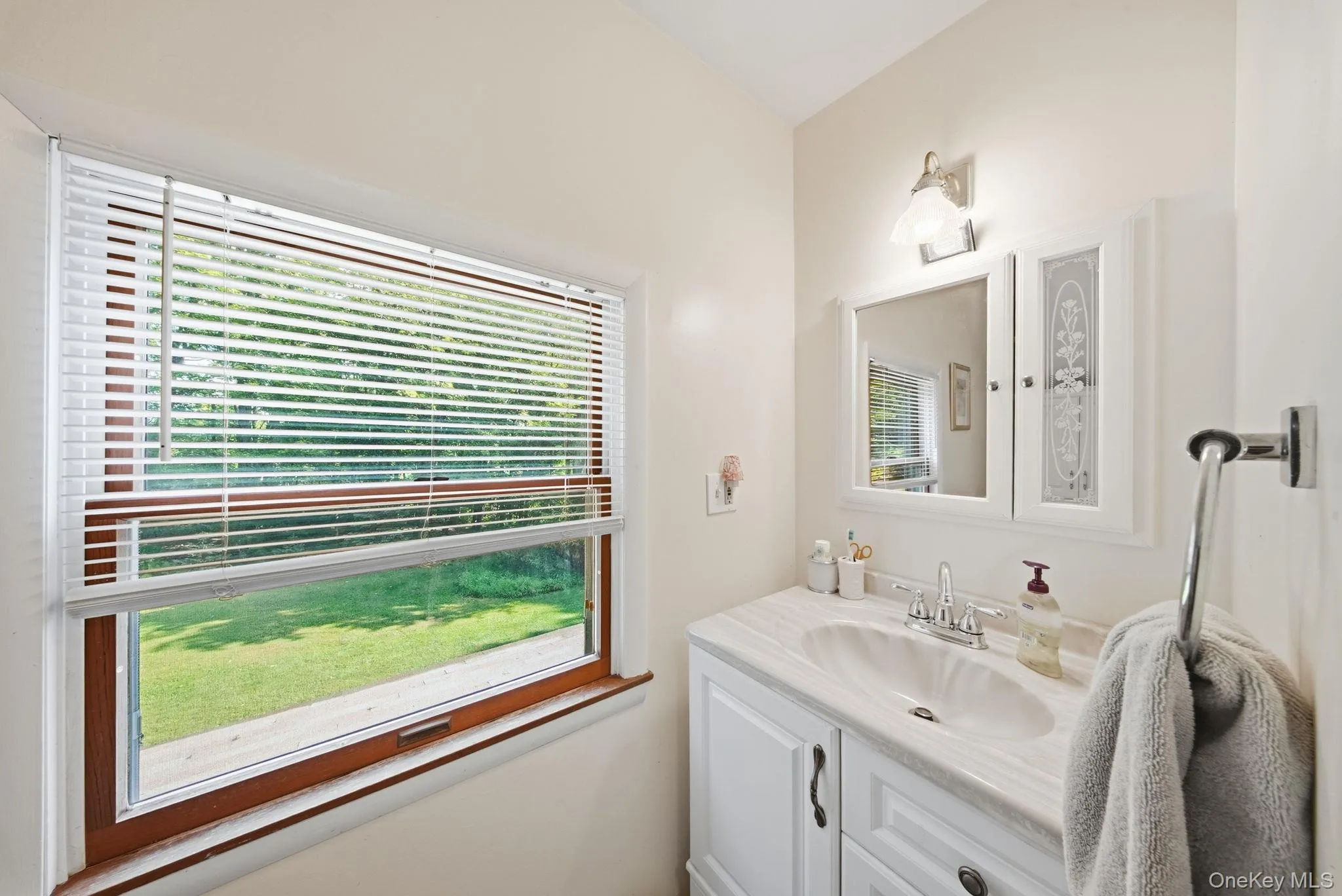 27 Little Road, Mamakating, NY, 2 Bedrooms Bedrooms, 7 Rooms Rooms,1 BathroomBathrooms,Residential,For Rent,Little,0,1049377 27 Little Road, Mamakating, NY, 2 Bedrooms Bedrooms, 7 Rooms Rooms,1 BathroomBathrooms,Residential,For Rent,Little,0,1049377