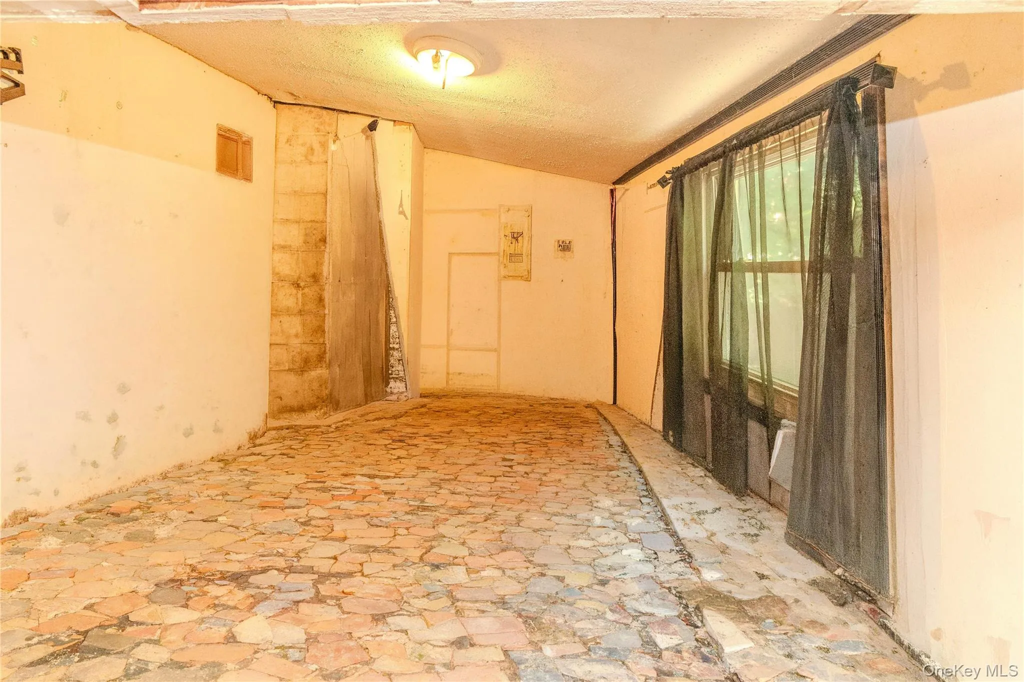 60 Carle Terrace, Ulster, NY, 2 Bedrooms Bedrooms, 5 Rooms Rooms,1 BathroomBathrooms,Residential,For Rent,Carle,0,1049382 60 Carle Terrace, Ulster, NY, 2 Bedrooms Bedrooms, 5 Rooms Rooms,1 BathroomBathrooms,Residential,For Rent,Carle,0,1049382