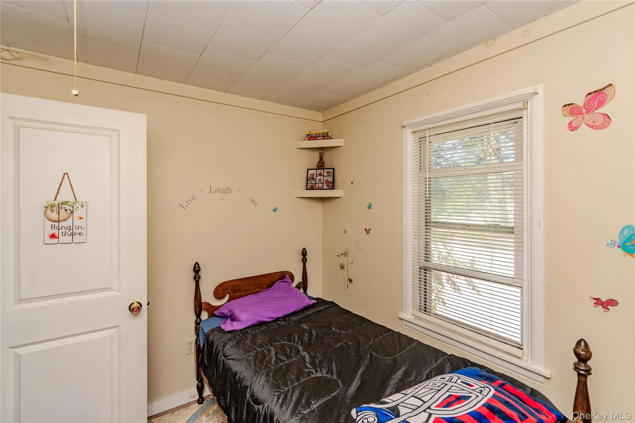 60 Carle Terrace, Ulster, NY, 2 Bedrooms Bedrooms, 5 Rooms Rooms,1 BathroomBathrooms,Residential,For Rent,Carle,0,1049382 60 Carle Terrace, Ulster, NY, 2 Bedrooms Bedrooms, 5 Rooms Rooms,1 BathroomBathrooms,Residential,For Rent,Carle,0,1049382