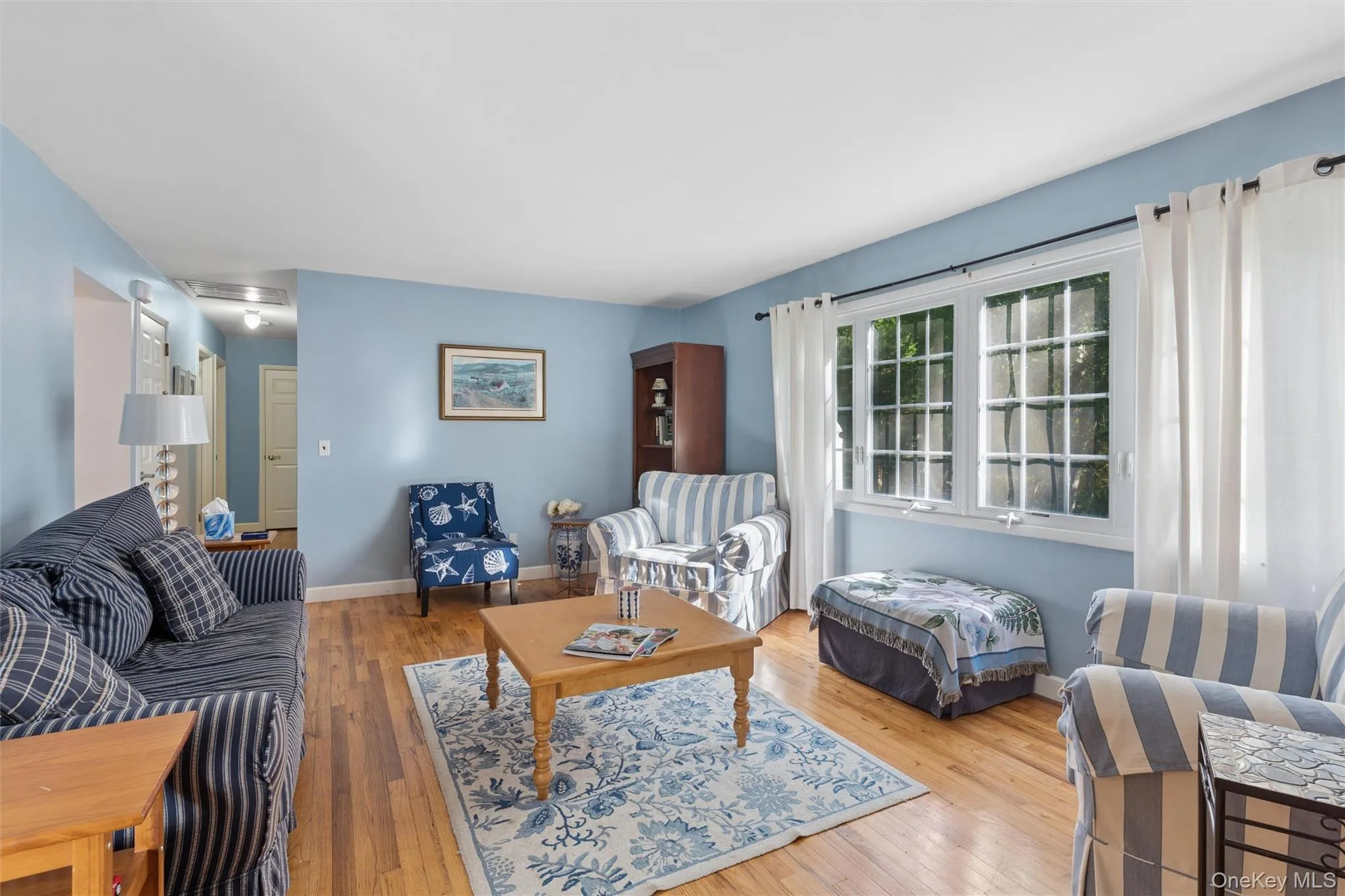 4 Arbor Lane, Southampton, NY, 3 Bedrooms Bedrooms, 6 Rooms Rooms,2 BathroomsBathrooms,Residential Lease,For Rent,Arbor,0,1049386 4 Arbor Lane, Southampton, NY, 3 Bedrooms Bedrooms, 6 Rooms Rooms,2 BathroomsBathrooms,Residential Lease,For Rent,Arbor,0,1049386