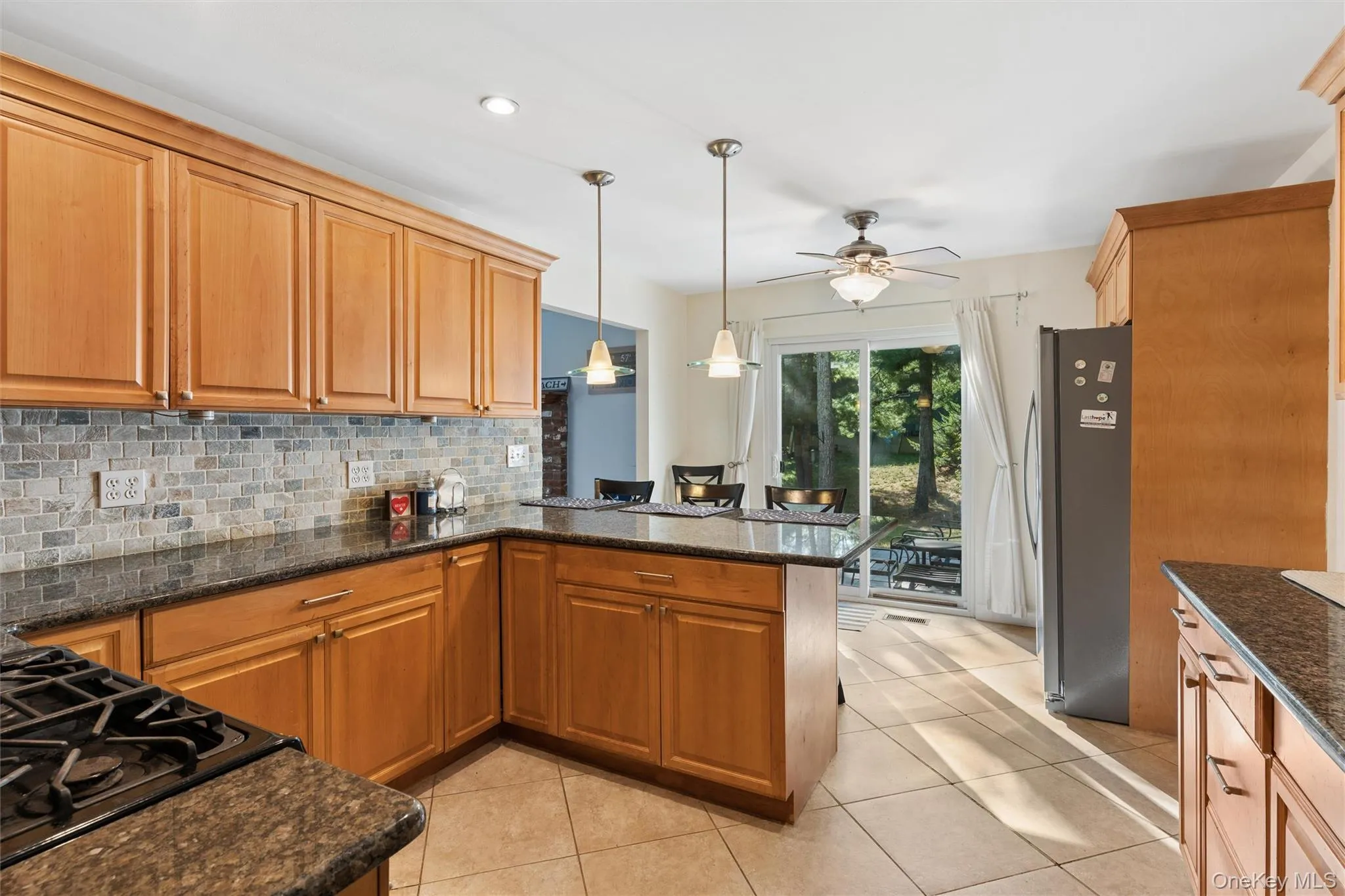 4 Arbor Lane, Southampton, NY, 3 Bedrooms Bedrooms, 6 Rooms Rooms,2 BathroomsBathrooms,Residential Lease,For Rent,Arbor,0,1049386 4 Arbor Lane, Southampton, NY, 3 Bedrooms Bedrooms, 6 Rooms Rooms,2 BathroomsBathrooms,Residential Lease,For Rent,Arbor,0,1049386