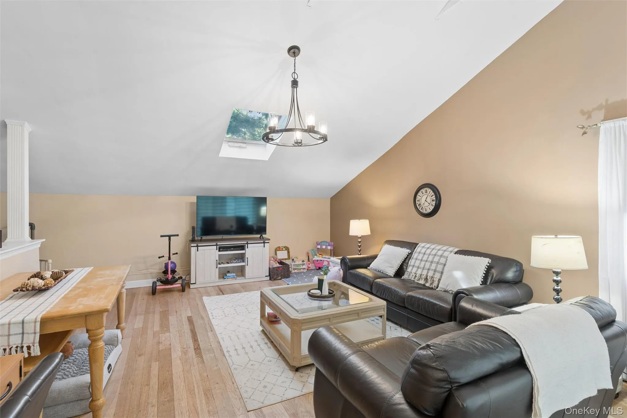 4 Arbor Lane, Southampton, NY, 3 Bedrooms Bedrooms, 6 Rooms Rooms,2 BathroomsBathrooms,Residential Lease,For Rent,Arbor,0,1049386 4 Arbor Lane, Southampton, NY, 3 Bedrooms Bedrooms, 6 Rooms Rooms,2 BathroomsBathrooms,Residential Lease,For Rent,Arbor,0,1049386