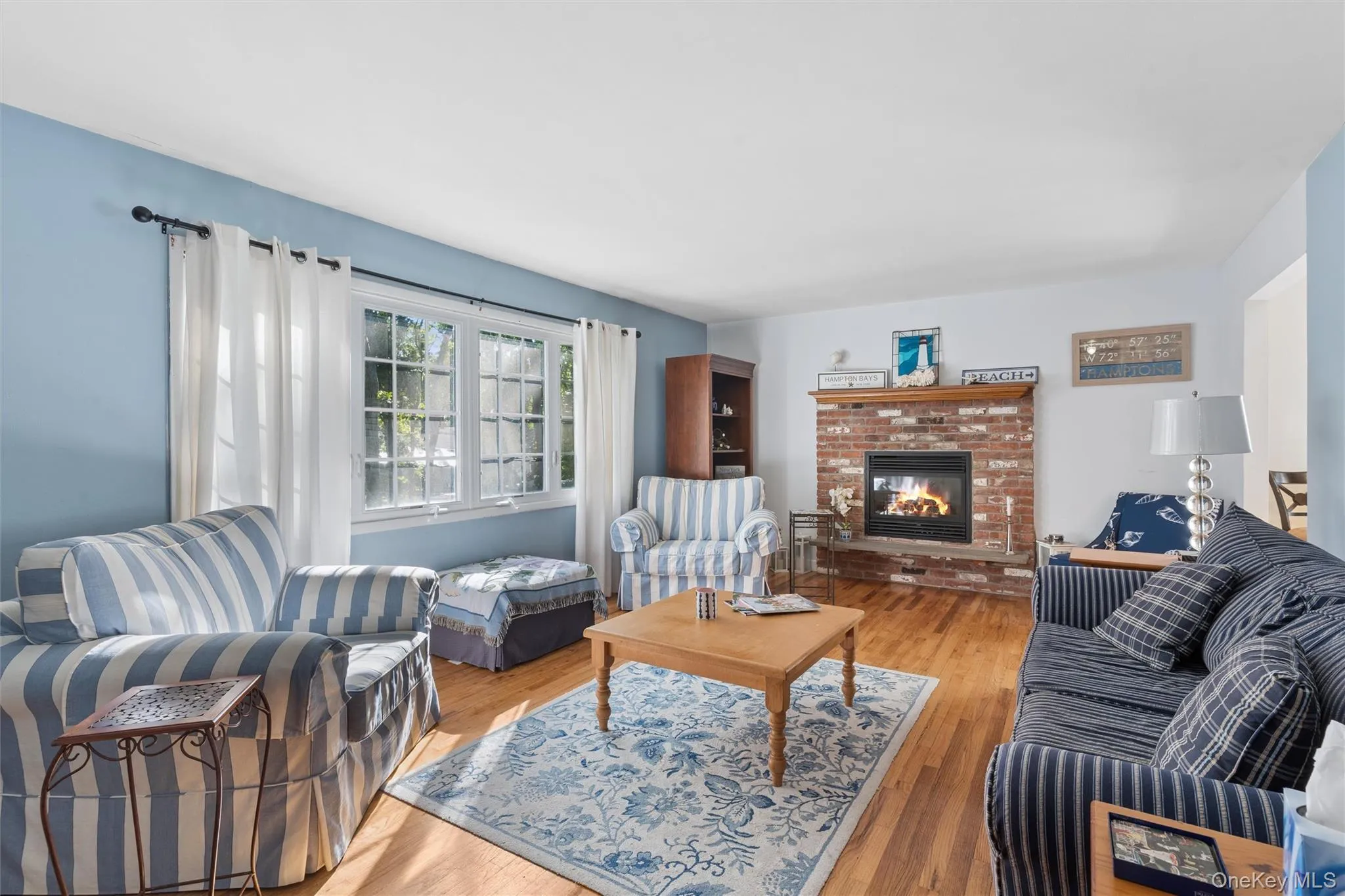 4 Arbor Lane, Southampton, NY, 3 Bedrooms Bedrooms, 6 Rooms Rooms,2 BathroomsBathrooms,Residential Lease,For Rent,Arbor,0,1049386 4 Arbor Lane, Southampton, NY, 3 Bedrooms Bedrooms, 6 Rooms Rooms,2 BathroomsBathrooms,Residential Lease,For Rent,Arbor,0,1049386
