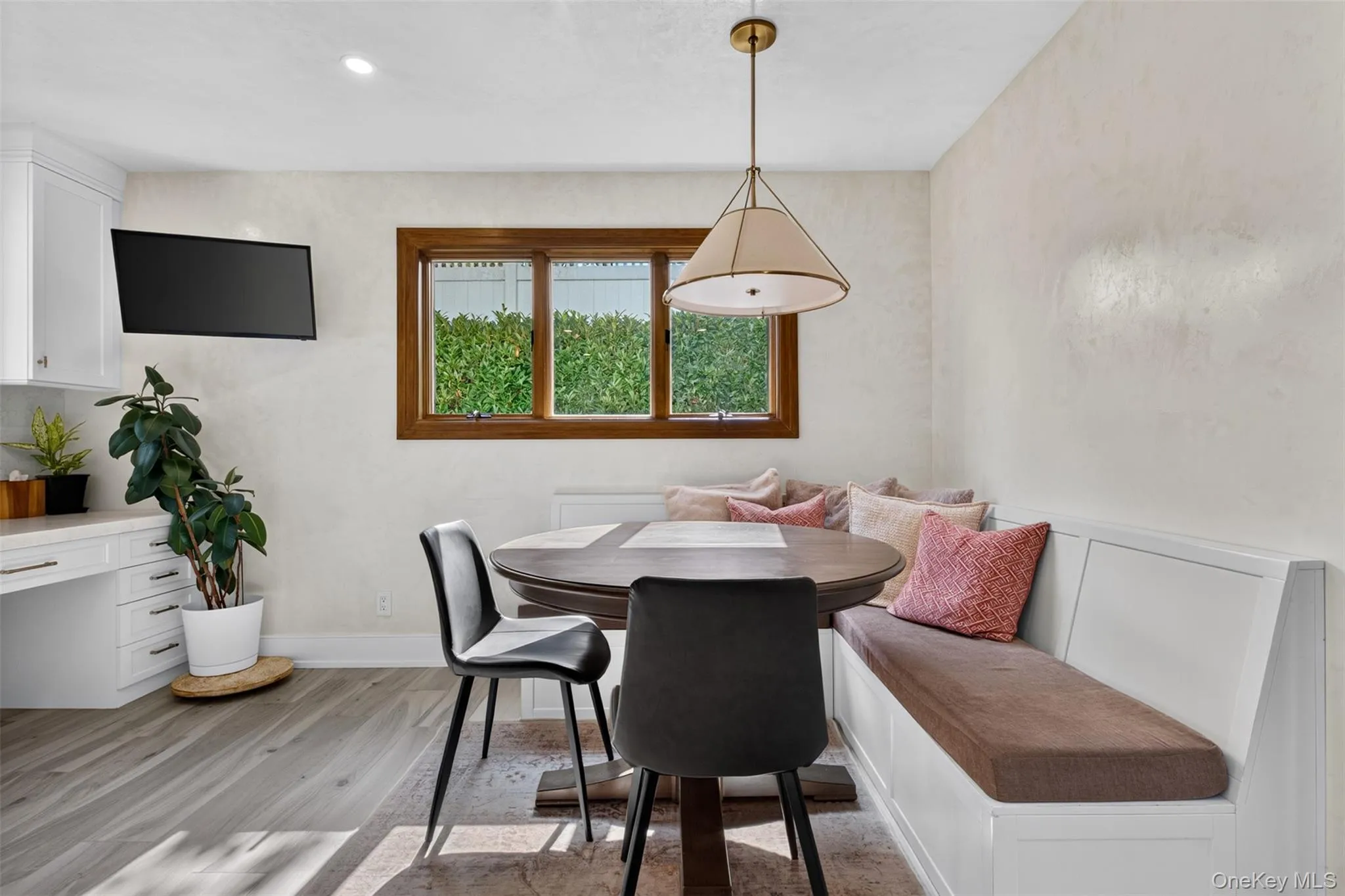 250-18 Rushmore Terrace, New York, NY, 4 Bedrooms Bedrooms, 8 Rooms Rooms,3 BathroomsBathrooms,Residential,For Rent,Rushmore,0,1049388 250-18 Rushmore Terrace, New York, NY, 4 Bedrooms Bedrooms, 8 Rooms Rooms,3 BathroomsBathrooms,Residential,For Rent,Rushmore,0,1049388