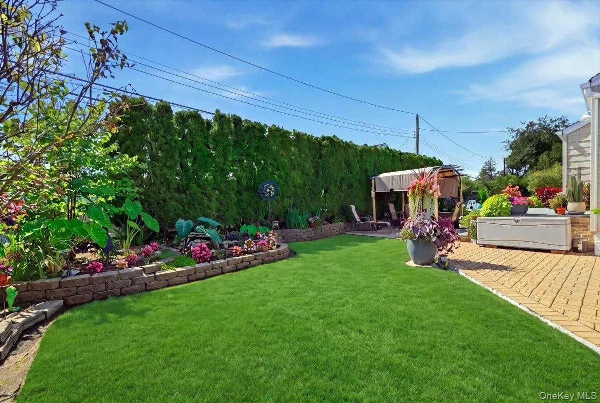 809 Garden Drive, Hempstead, NY, 3 Bedrooms Bedrooms, 6 Rooms Rooms,1 BathroomBathrooms,Residential,For Rent,Garden,0,1049391 809 Garden Drive, Hempstead, NY, 3 Bedrooms Bedrooms, 6 Rooms Rooms,1 BathroomBathrooms,Residential,For Rent,Garden,0,1049391