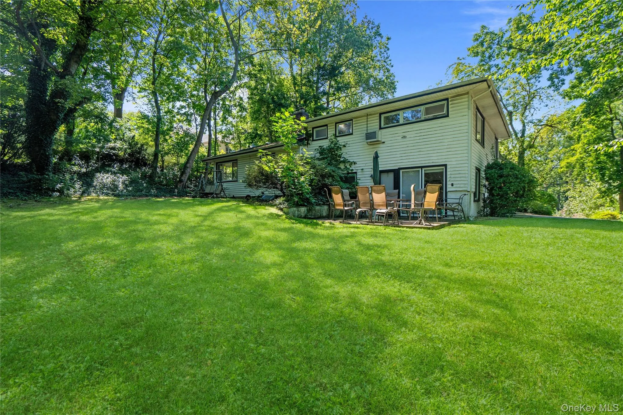 58 Ridge Drive, North Hempstead, NY, 3 Bedrooms Bedrooms, 7 Rooms Rooms,2 BathroomsBathrooms,Residential,For Rent,Ridge,0,1049402 58 Ridge Drive, North Hempstead, NY, 3 Bedrooms Bedrooms, 7 Rooms Rooms,2 BathroomsBathrooms,Residential,For Rent,Ridge,0,1049402
