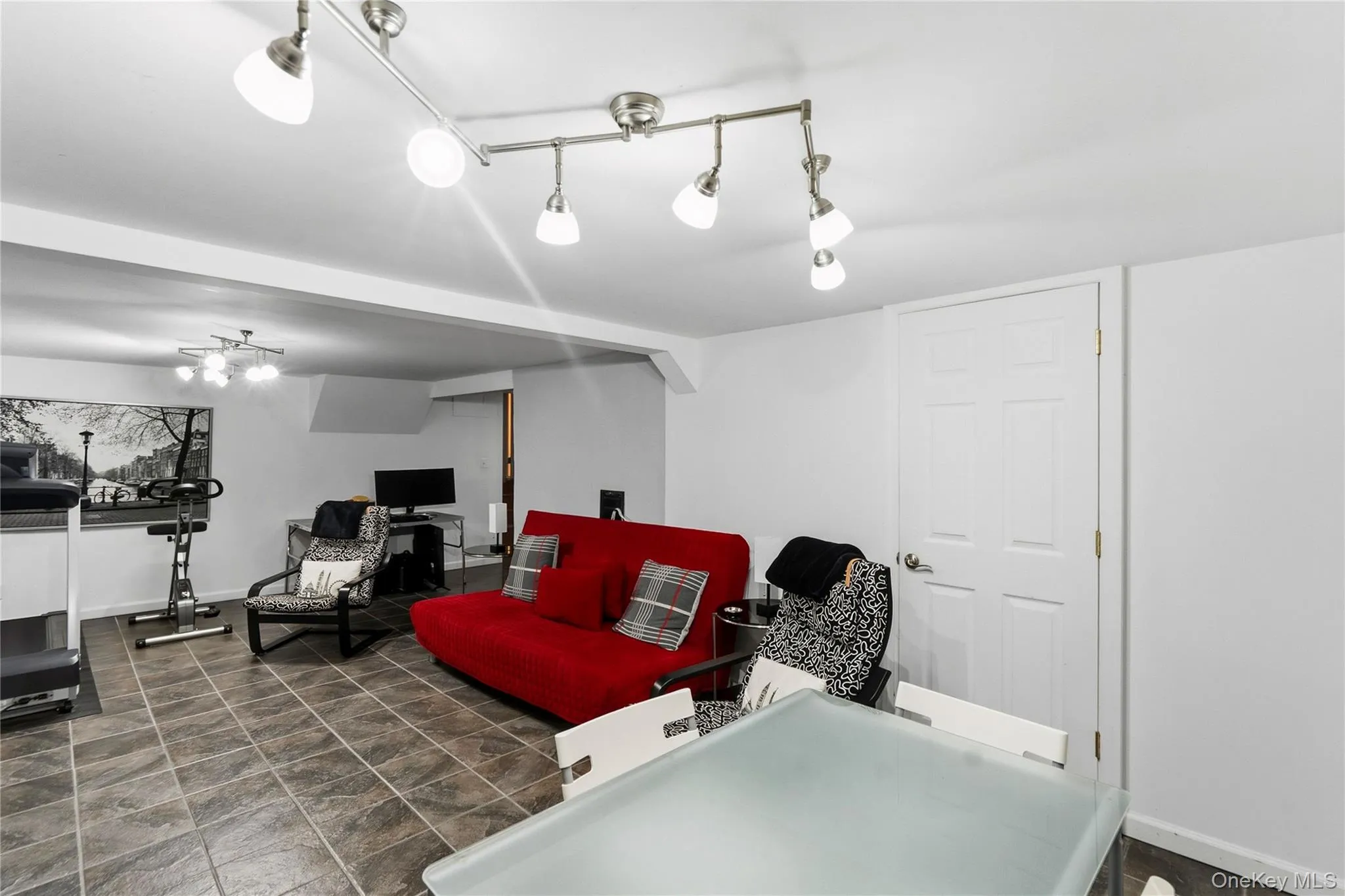 58 Ridge Drive, North Hempstead, NY, 3 Bedrooms Bedrooms, 7 Rooms Rooms,2 BathroomsBathrooms,Residential,For Rent,Ridge,0,1049402 58 Ridge Drive, North Hempstead, NY, 3 Bedrooms Bedrooms, 7 Rooms Rooms,2 BathroomsBathrooms,Residential,For Rent,Ridge,0,1049402