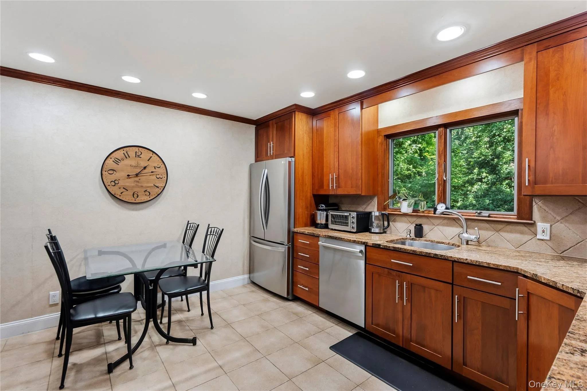 58 Ridge Drive, North Hempstead, NY, 3 Bedrooms Bedrooms, 7 Rooms Rooms,2 BathroomsBathrooms,Residential,For Rent,Ridge,0,1049402 58 Ridge Drive, North Hempstead, NY, 3 Bedrooms Bedrooms, 7 Rooms Rooms,2 BathroomsBathrooms,Residential,For Rent,Ridge,0,1049402