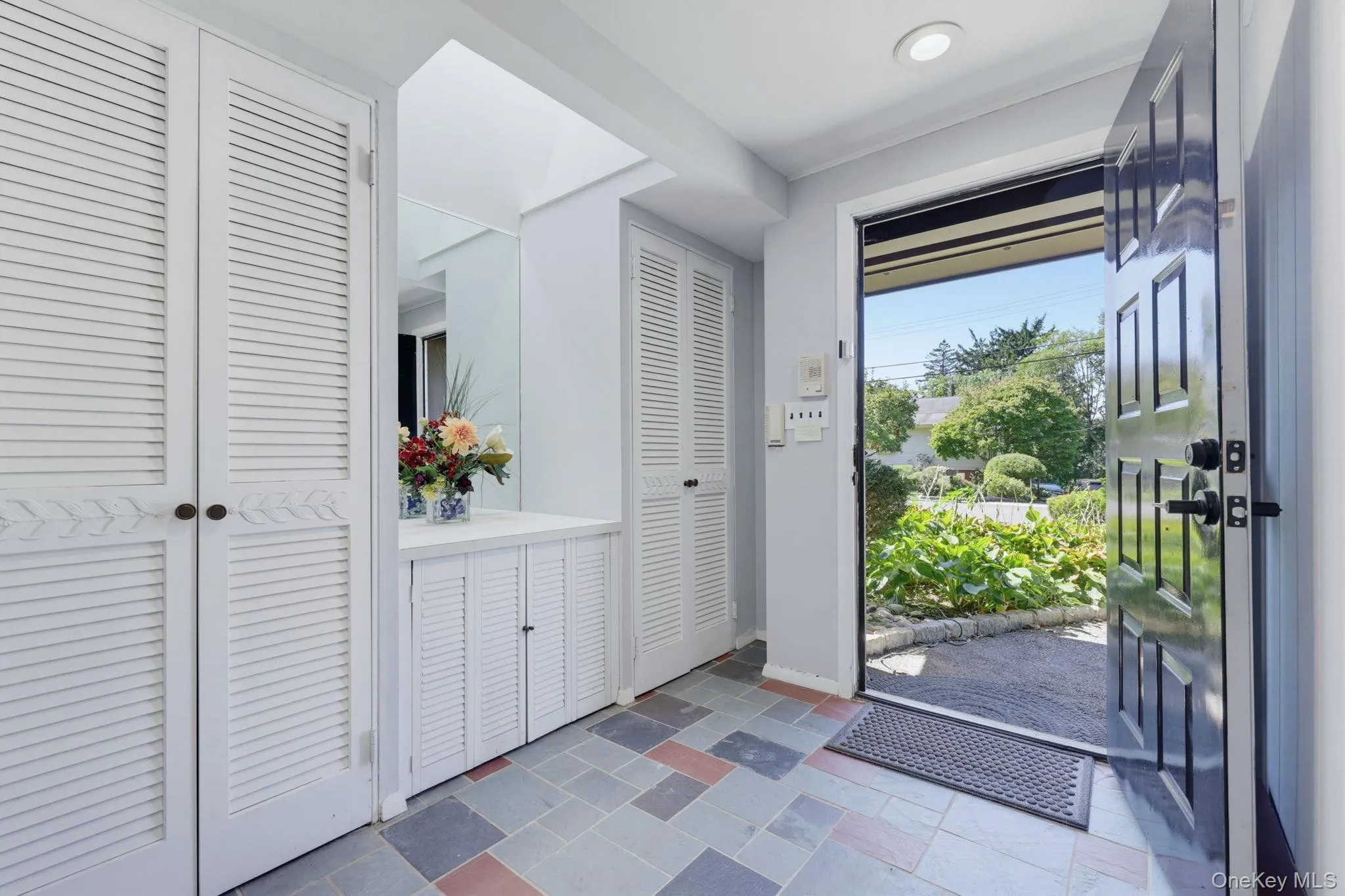 6 Lark Avenue, Greenburgh, NY, 3 Bedrooms Bedrooms, 10 Rooms Rooms,2 BathroomsBathrooms,Residential Lease,For Rent,Lark,0,1049404 6 Lark Avenue, Greenburgh, NY, 3 Bedrooms Bedrooms, 10 Rooms Rooms,2 BathroomsBathrooms,Residential Lease,For Rent,Lark,0,1049404