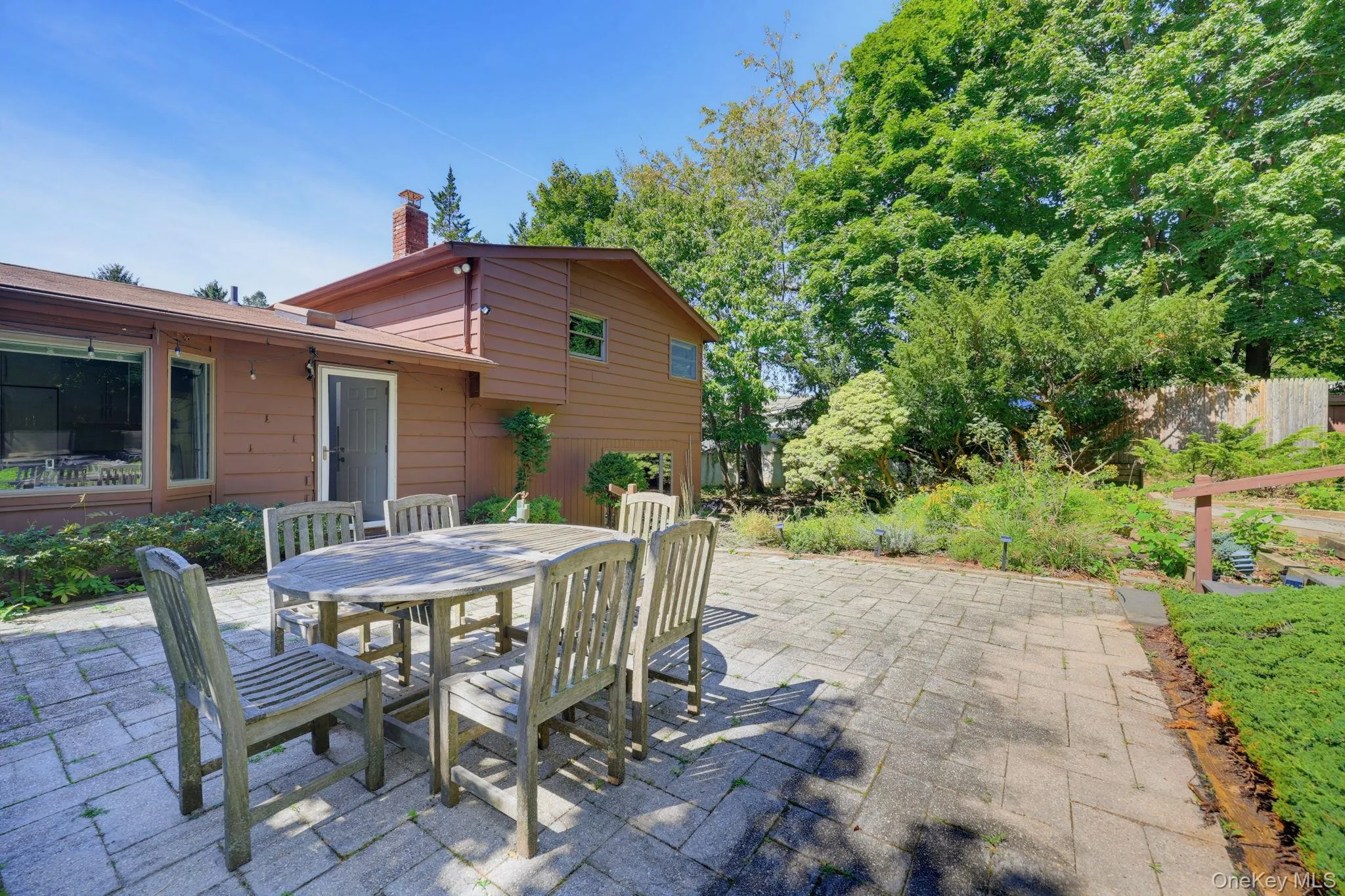 6 Lark Avenue, Greenburgh, NY, 3 Bedrooms Bedrooms, 10 Rooms Rooms,2 BathroomsBathrooms,Residential Lease,For Rent,Lark,0,1049404 6 Lark Avenue, Greenburgh, NY, 3 Bedrooms Bedrooms, 10 Rooms Rooms,2 BathroomsBathrooms,Residential Lease,For Rent,Lark,0,1049404