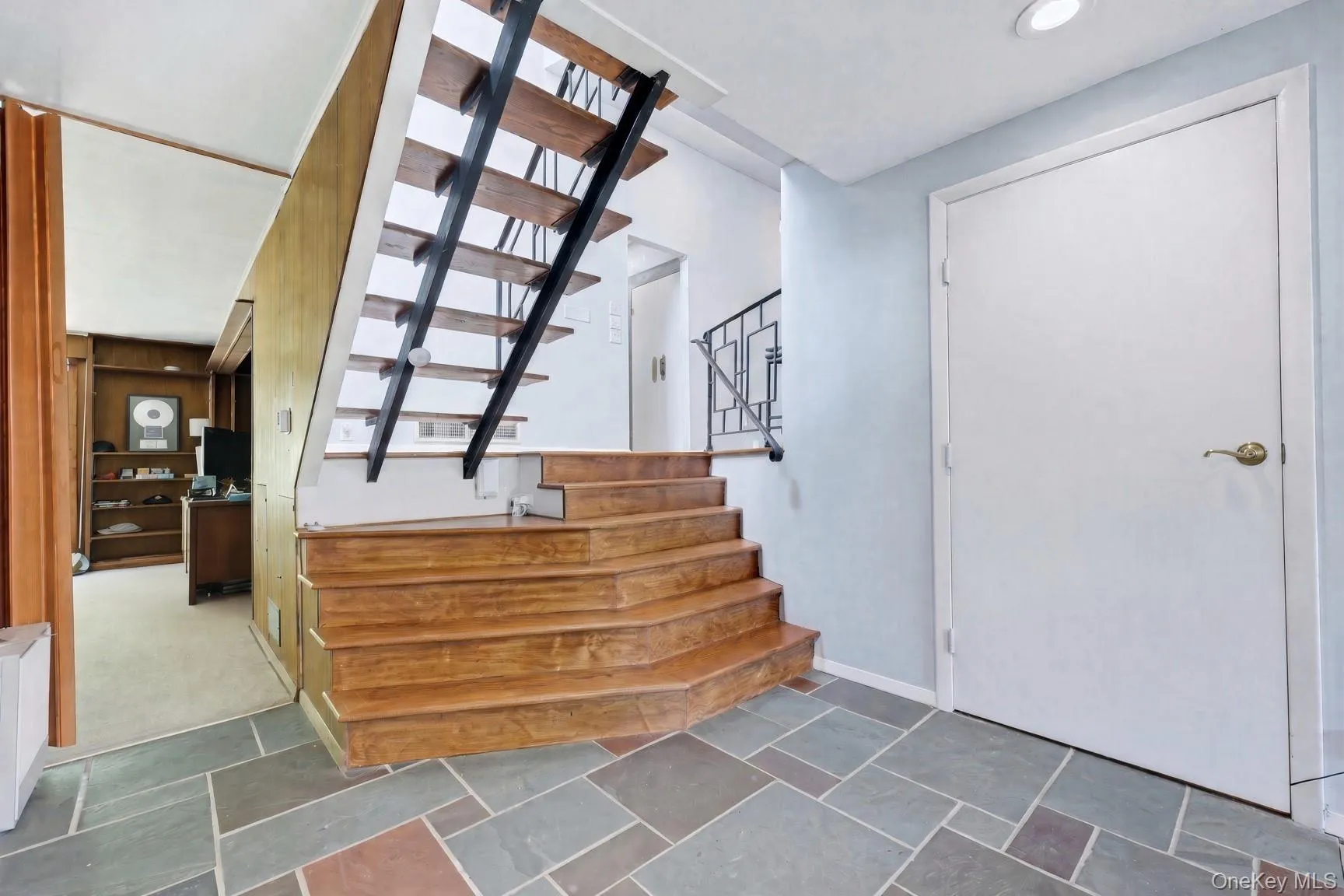6 Lark Avenue, Greenburgh, NY, 3 Bedrooms Bedrooms, 10 Rooms Rooms,2 BathroomsBathrooms,Residential Lease,For Rent,Lark,0,1049404 6 Lark Avenue, Greenburgh, NY, 3 Bedrooms Bedrooms, 10 Rooms Rooms,2 BathroomsBathrooms,Residential Lease,For Rent,Lark,0,1049404