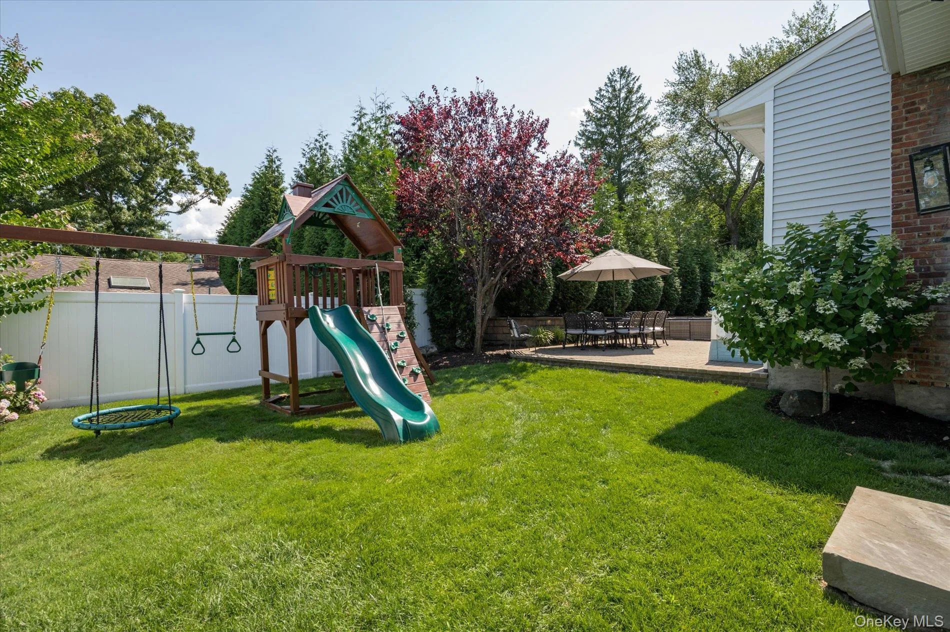 15 Pound Ridge Road, Oyster Bay, NY, 5 Bedrooms Bedrooms, 10 Rooms Rooms,3 BathroomsBathrooms,Residential,For Rent,Pound Ridge,0,1049411 15 Pound Ridge Road, Oyster Bay, NY, 5 Bedrooms Bedrooms, 10 Rooms Rooms,3 BathroomsBathrooms,Residential,For Rent,Pound Ridge,0,1049411