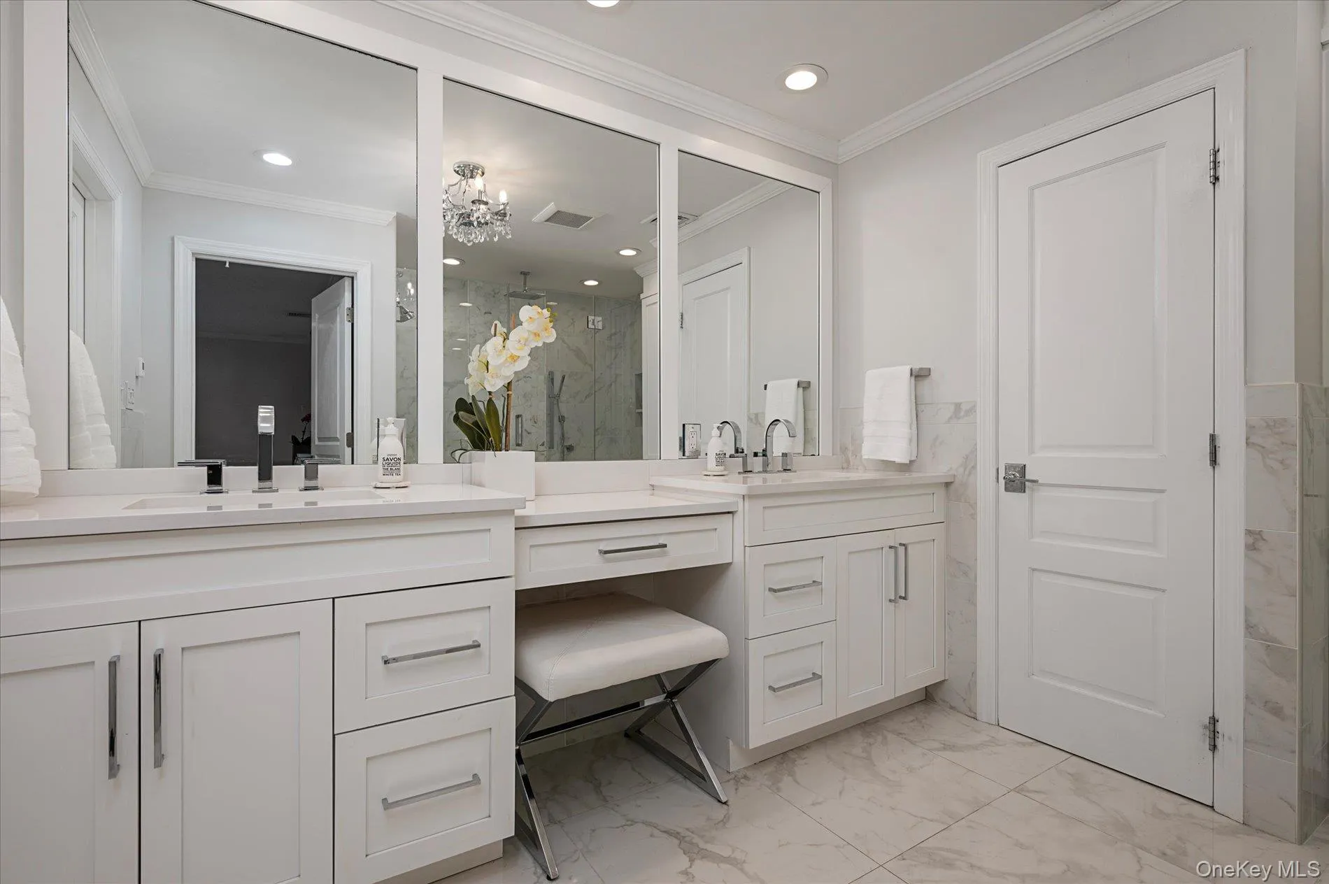 15 Pound Ridge Road, Oyster Bay, NY, 5 Bedrooms Bedrooms, 10 Rooms Rooms,3 BathroomsBathrooms,Residential,For Rent,Pound Ridge,0,1049411 15 Pound Ridge Road, Oyster Bay, NY, 5 Bedrooms Bedrooms, 10 Rooms Rooms,3 BathroomsBathrooms,Residential,For Rent,Pound Ridge,0,1049411