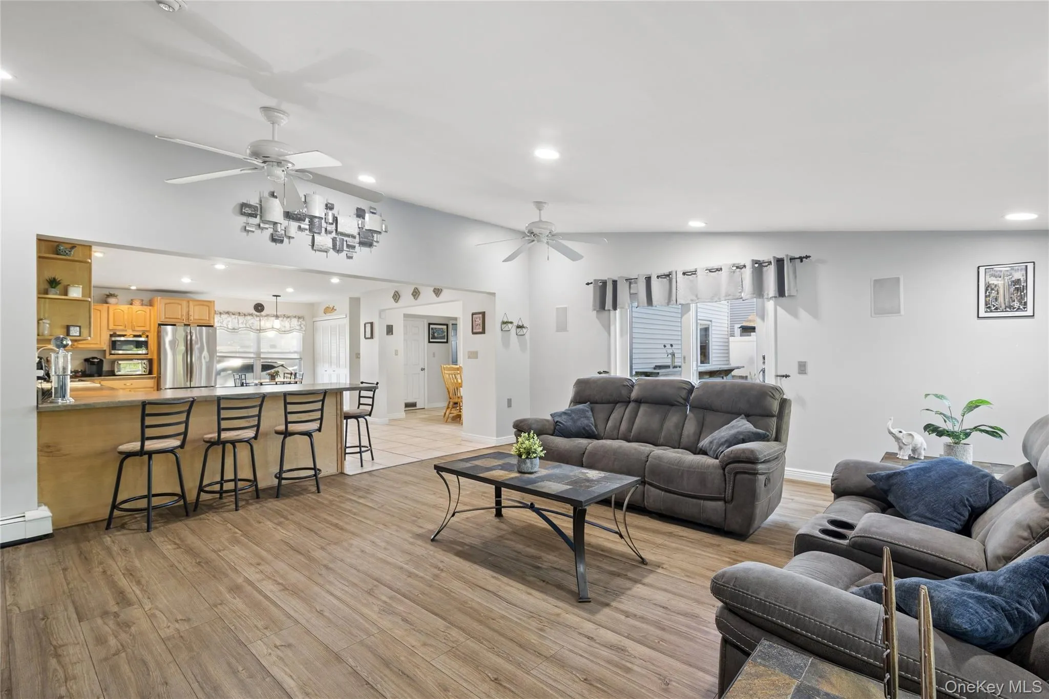 7 Springmeadow Drive, Islip, NY, 4 Bedrooms Bedrooms, 9 Rooms Rooms,2 BathroomsBathrooms,Residential,For Rent,Springmeadow,0,1049413 7 Springmeadow Drive, Islip, NY, 4 Bedrooms Bedrooms, 9 Rooms Rooms,2 BathroomsBathrooms,Residential,For Rent,Springmeadow,0,1049413