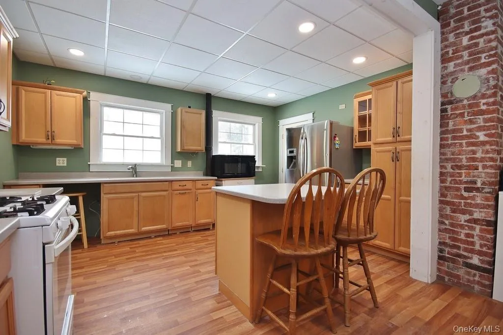 53 Yorktown Road, Rockland, NY, 4 Bedrooms Bedrooms, 10 Rooms Rooms,1 BathroomBathrooms,Residential,For Rent,Yorktown,0,1049419 53 Yorktown Road, Rockland, NY, 4 Bedrooms Bedrooms, 10 Rooms Rooms,1 BathroomBathrooms,Residential,For Rent,Yorktown,0,1049419