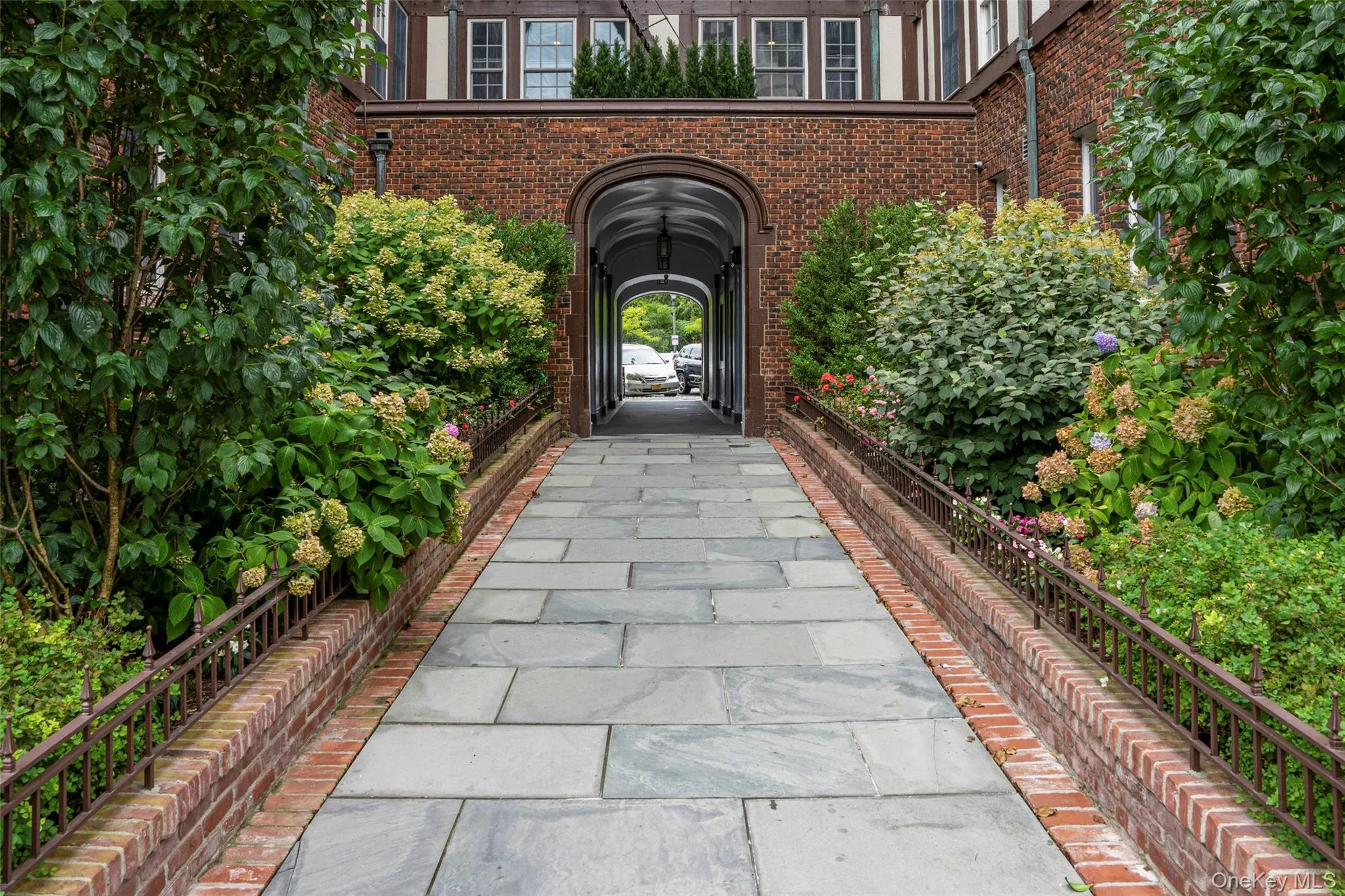 26 East Parkway, Scarsdale, NY, 2 Room Rooms,1 BathroomBathrooms,Residential Lease,For Rent,East Parkway,0,1049427 26 East Parkway, Scarsdale, NY, 2 Room Rooms,1 BathroomBathrooms,Residential Lease,For Rent,East Parkway,0,1049427