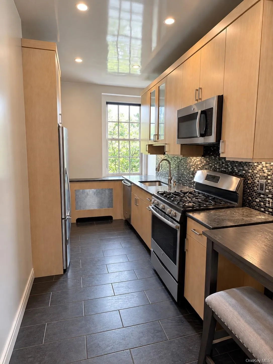 26 East Parkway, Scarsdale, NY, 2 Room Rooms,1 BathroomBathrooms,Residential Lease,For Rent,East Parkway,0,1049427 26 East Parkway, Scarsdale, NY, 2 Room Rooms,1 BathroomBathrooms,Residential Lease,For Rent,East Parkway,0,1049427