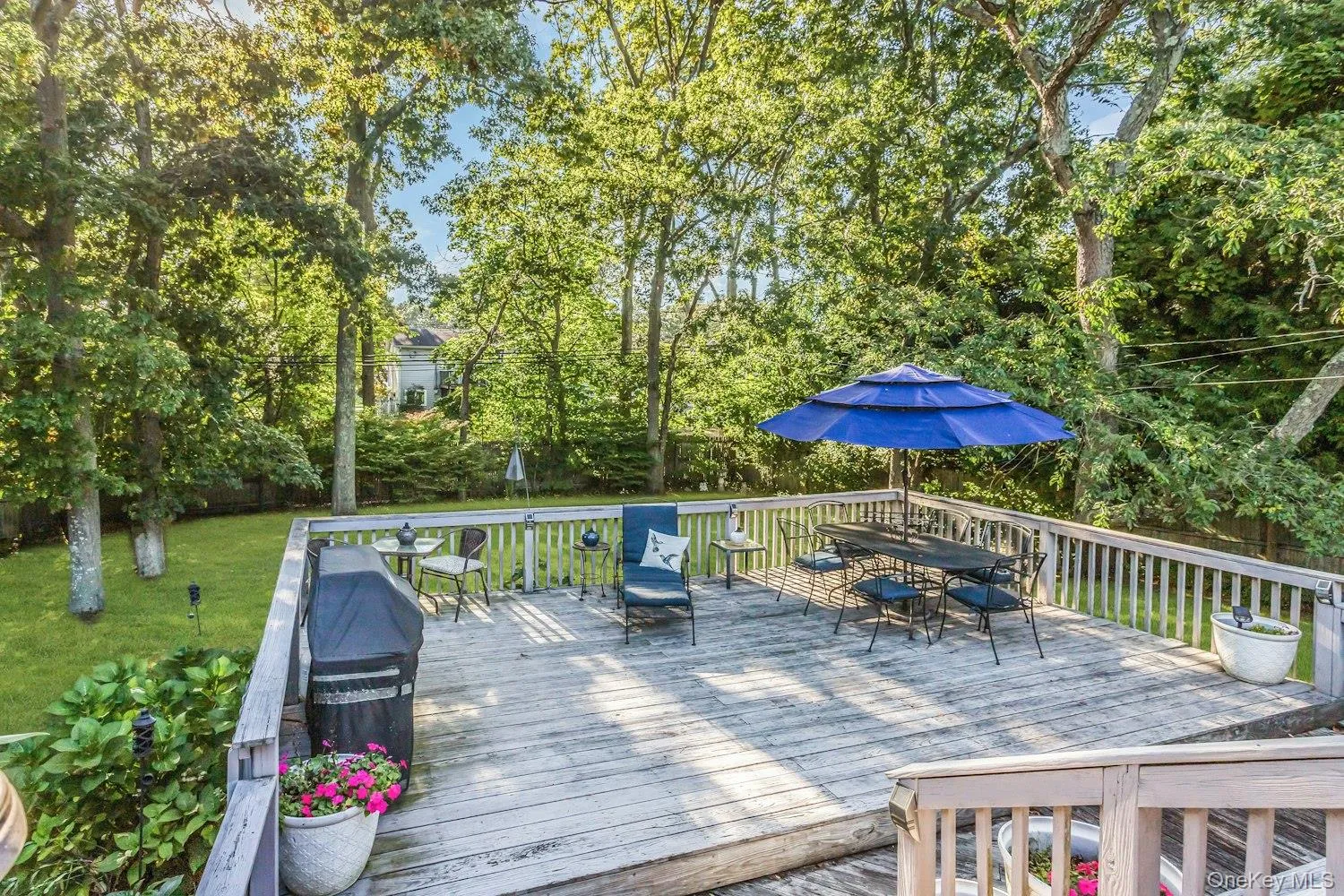 Two Level Wood Deck Plenty of Room For Entertaining Two Level Wood Deck Plenty of Room For Entertaining