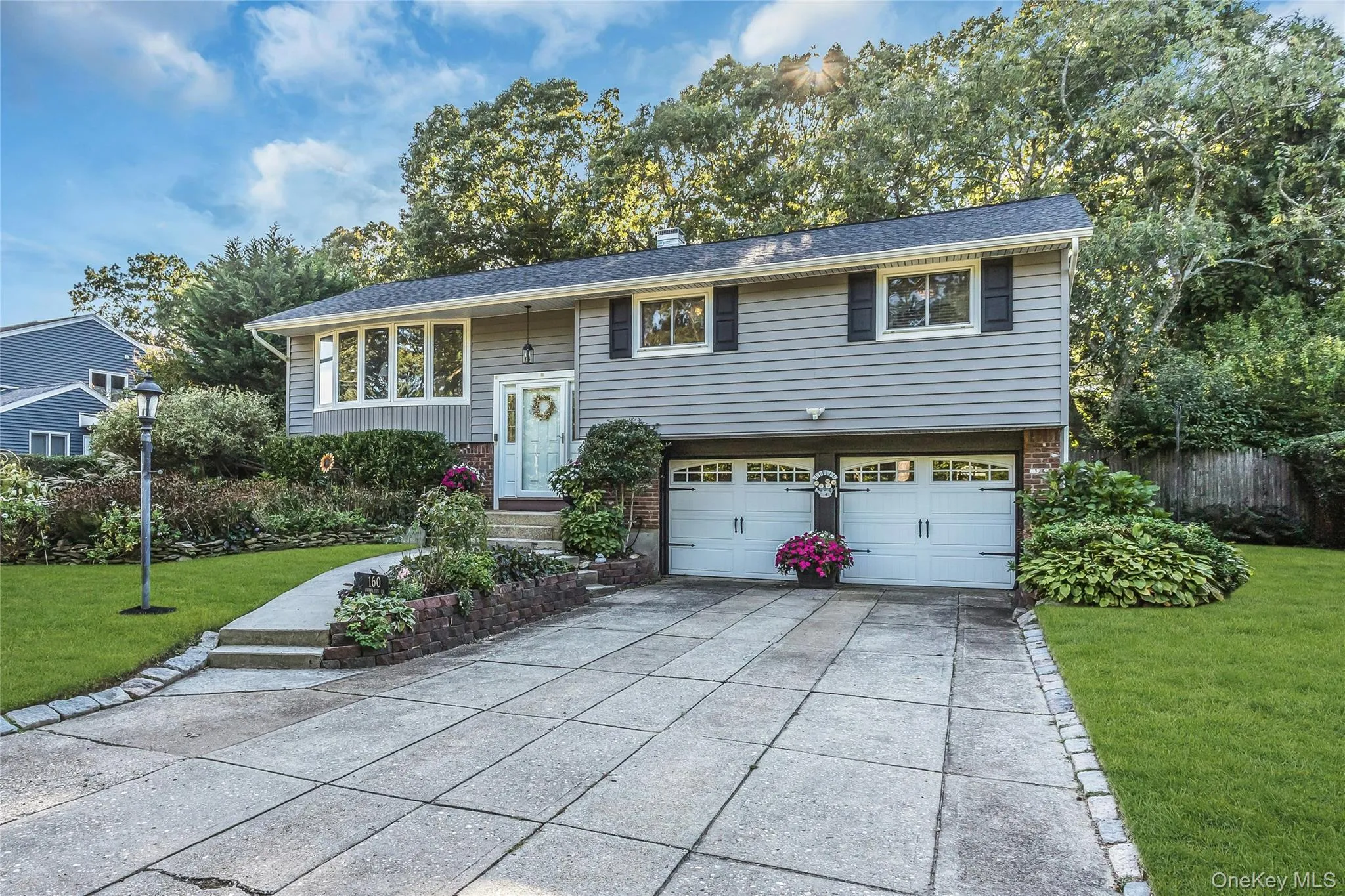 Two Car Garage Extra Large Driveway Two Car Garage Extra Large Driveway